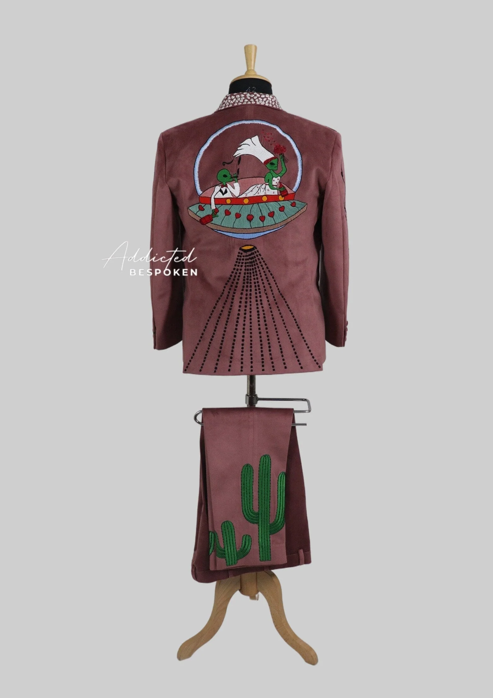 Alien Spaceship Wedding Suit - Image 6