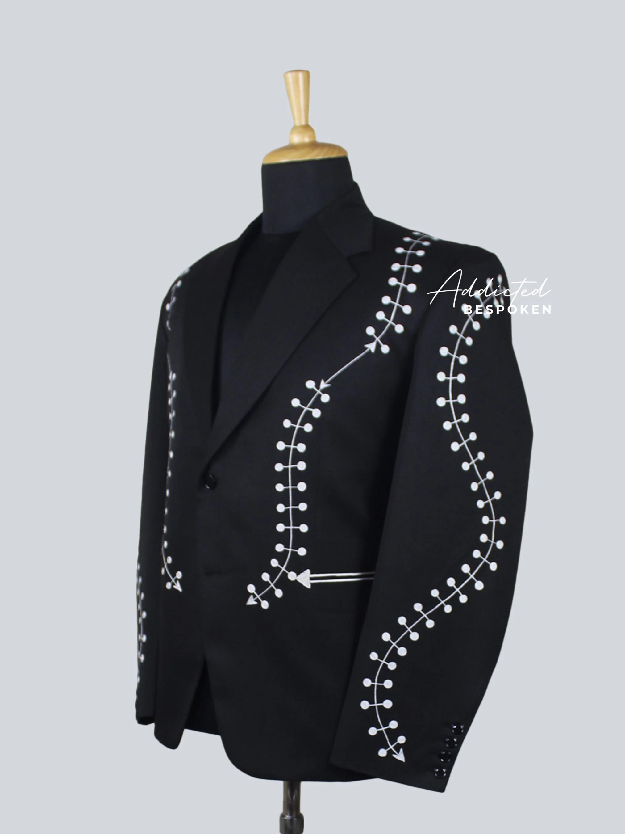Arrow Adorned Blazer - Image 4