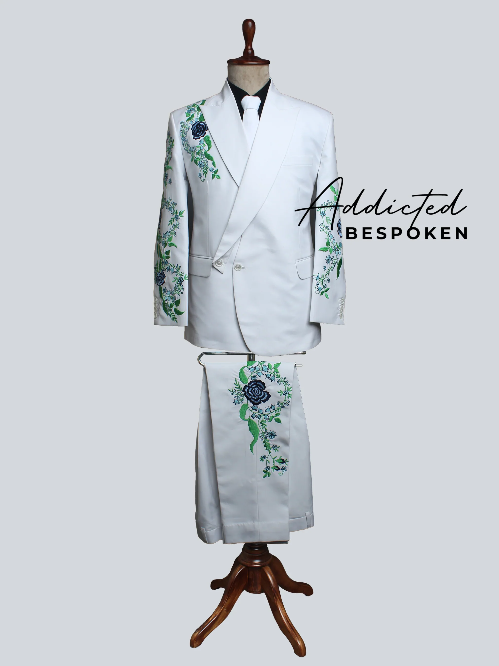 Azure Mystical Roses Outfit - Image 2