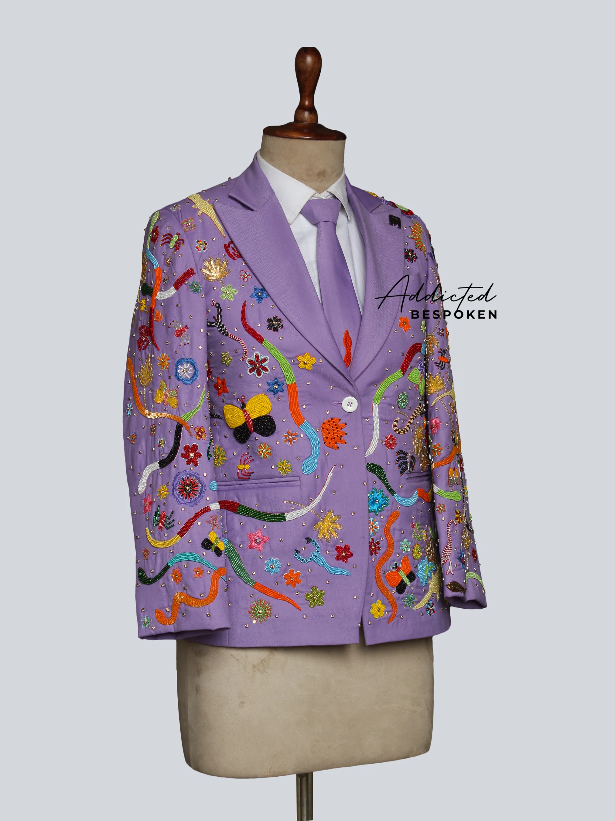 Beaded Western Elegance - Image 4