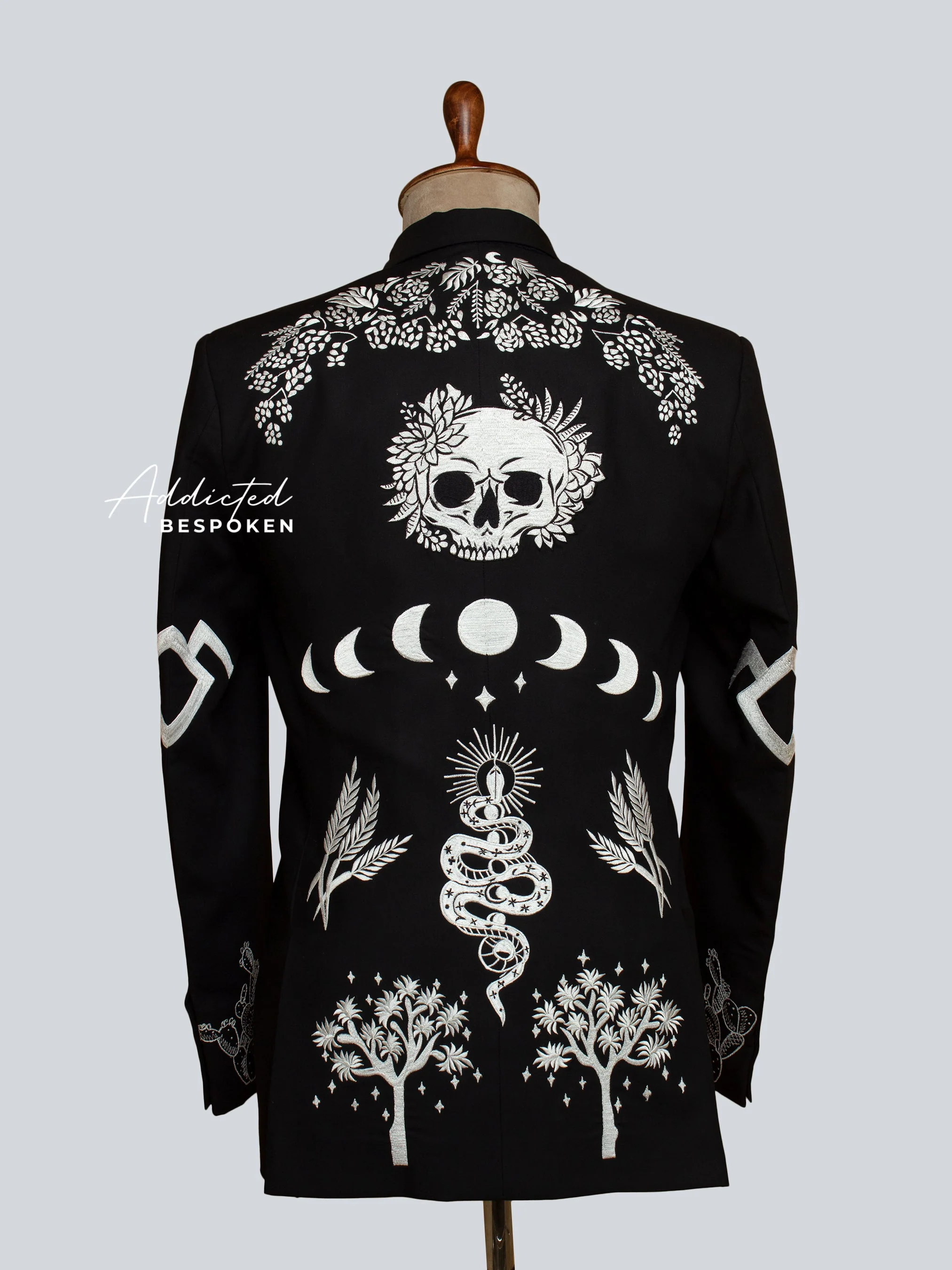 Black Skull Embroidered Suit - Image 5