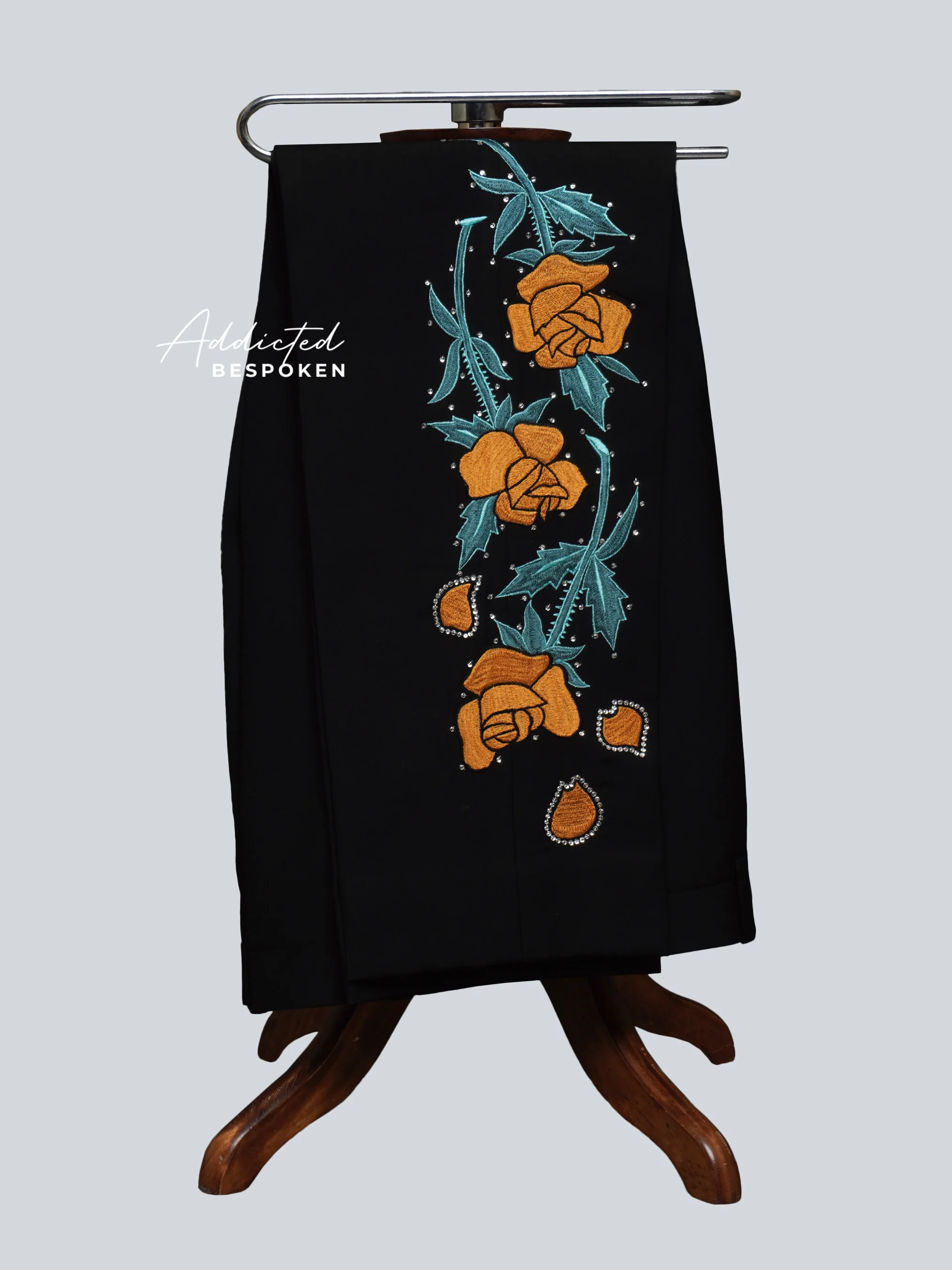 Blooming Majesty Embroidered Suit - Image 7