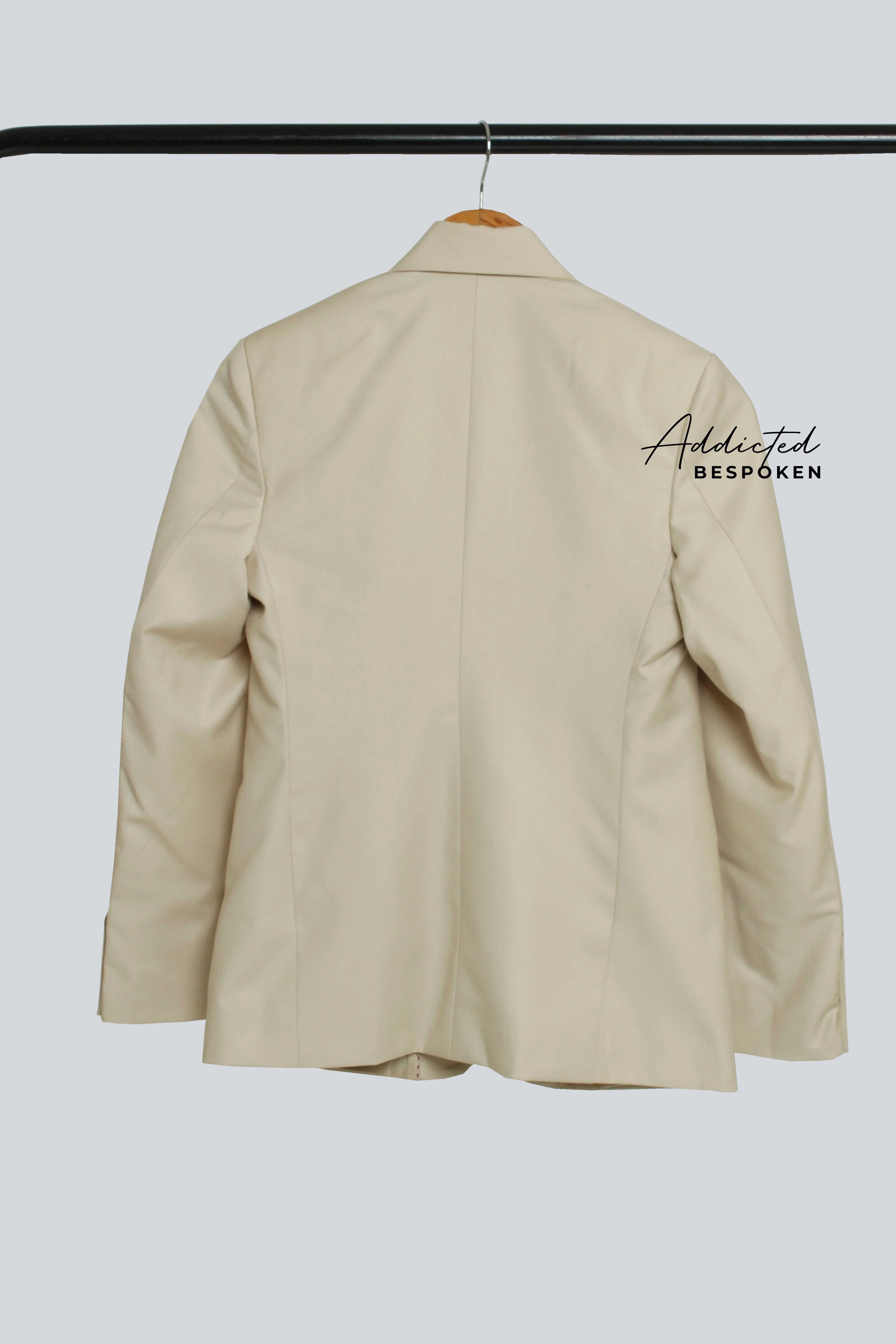 Business Suit - Image 4