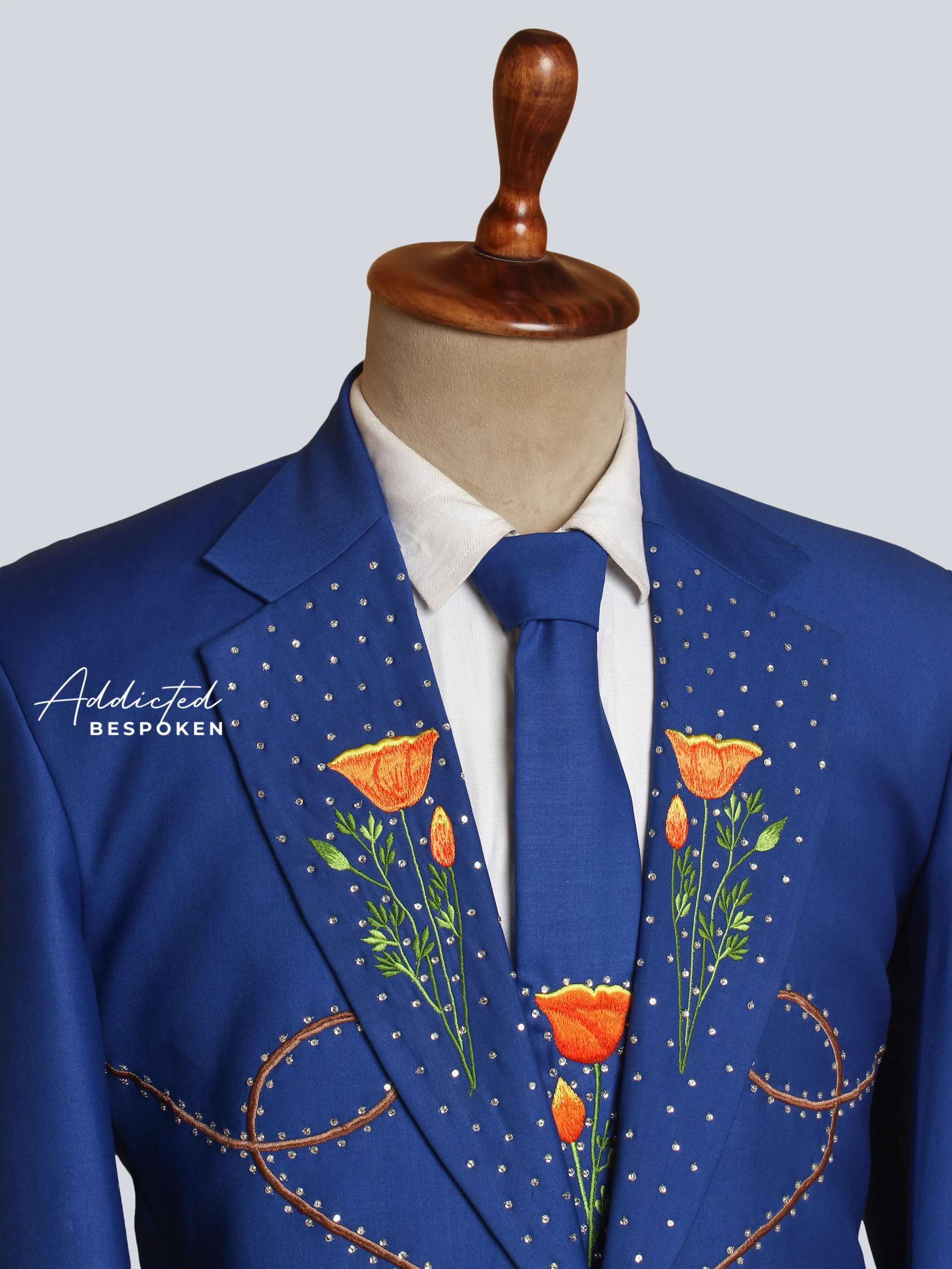 Cactus Bloom Embroidered Suit - Image 5
