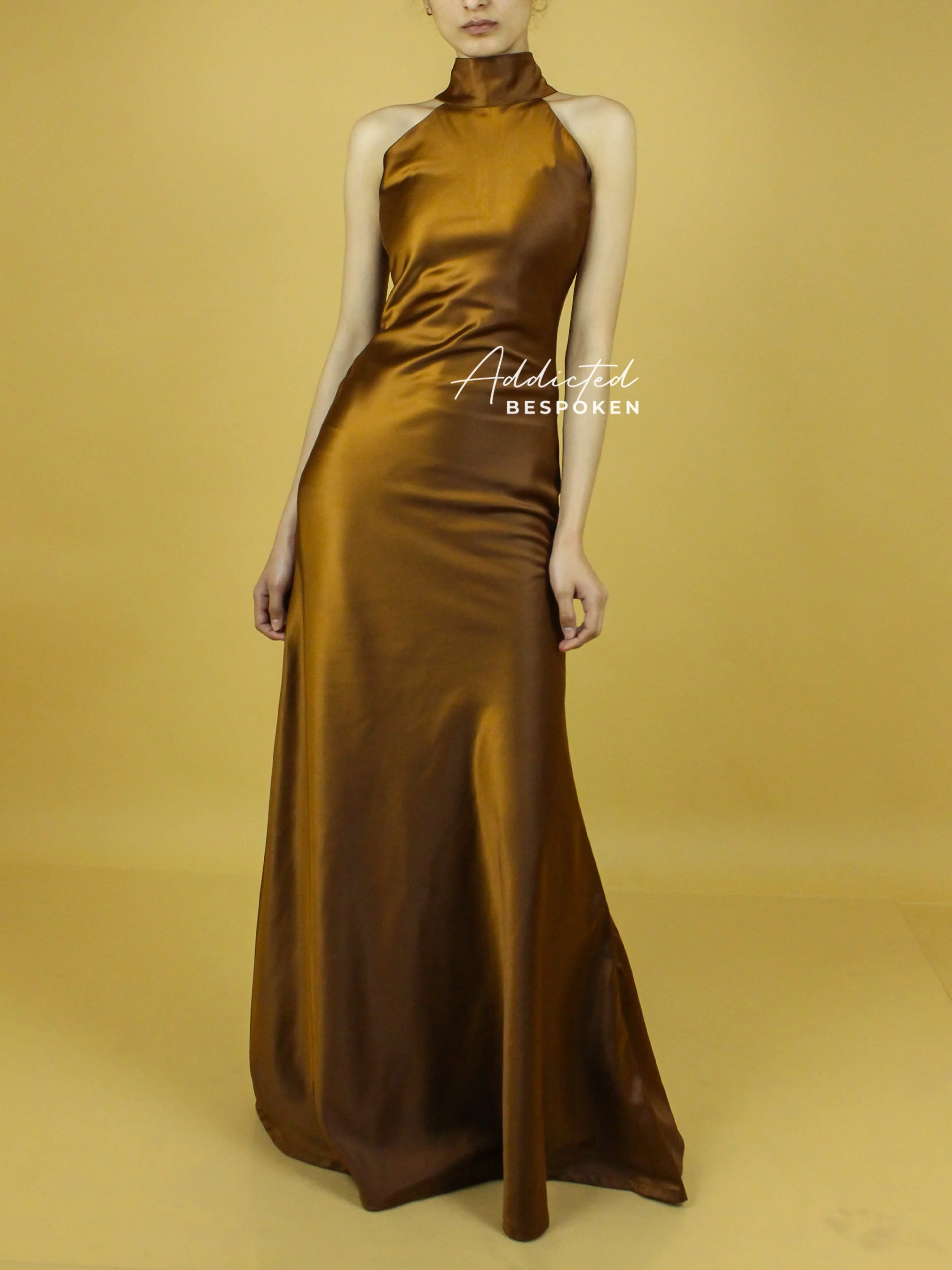 Chic Halter Neck Dress - Image 4