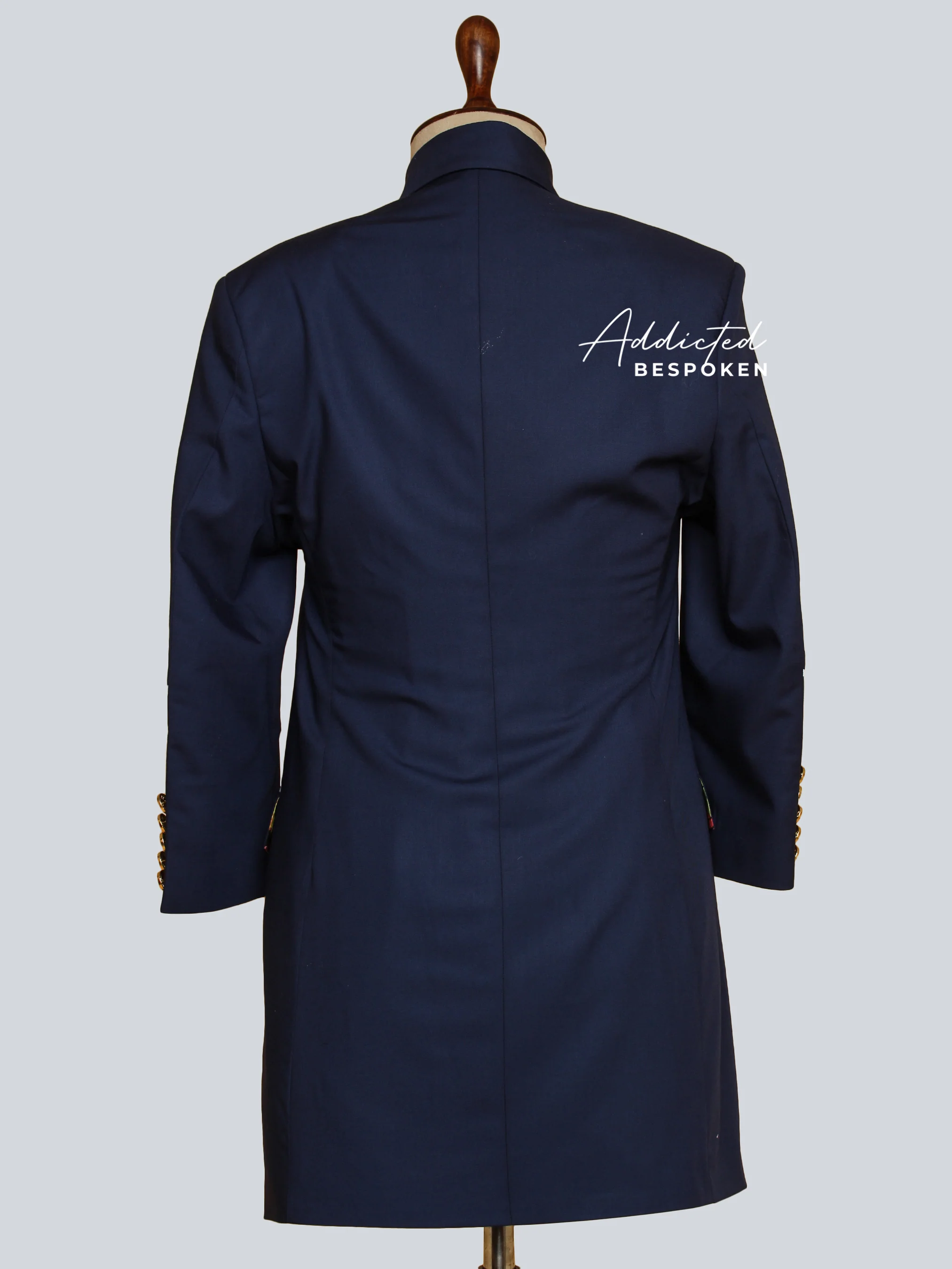 Chic Structured Blazer - Image 7