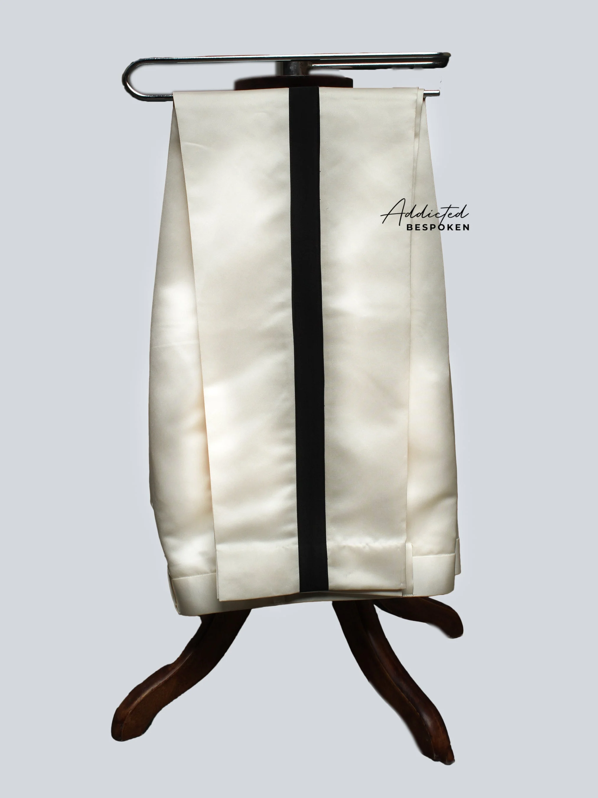 Classic Wedding Tailored Suit - Image 8