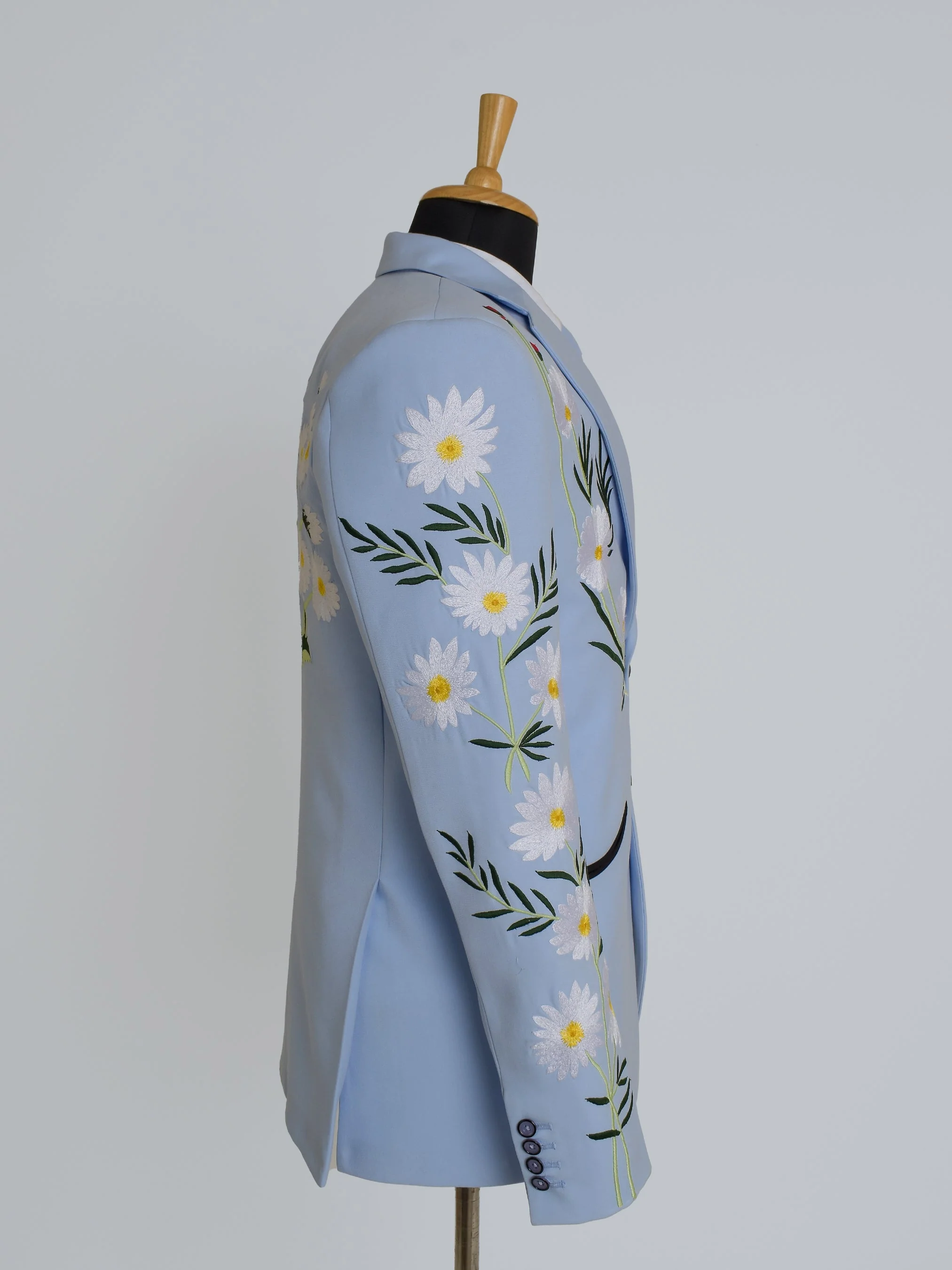 Daisy Blossom Suit - Image 4