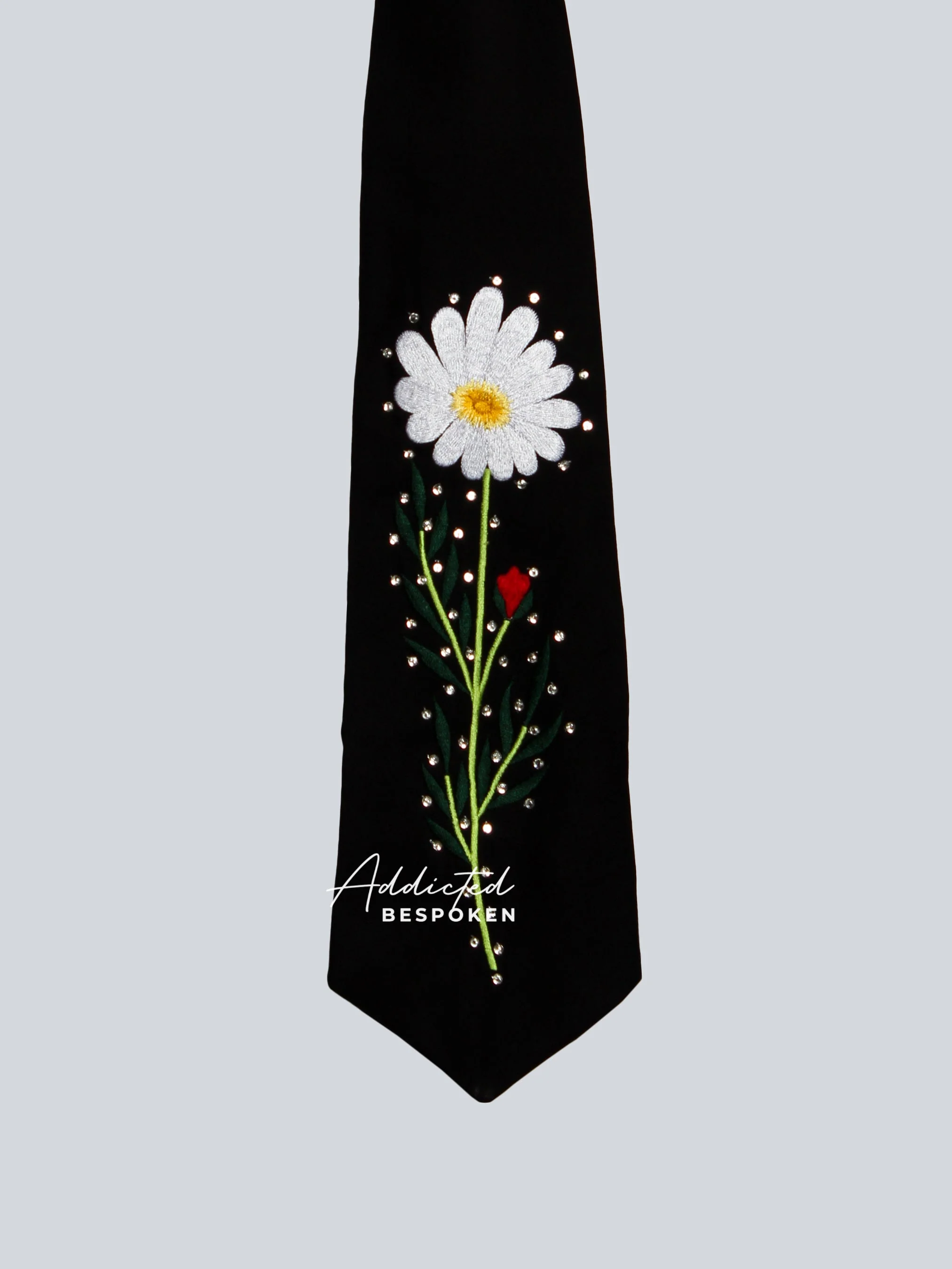 Daisy Embroidered Floral Suit - Image 10