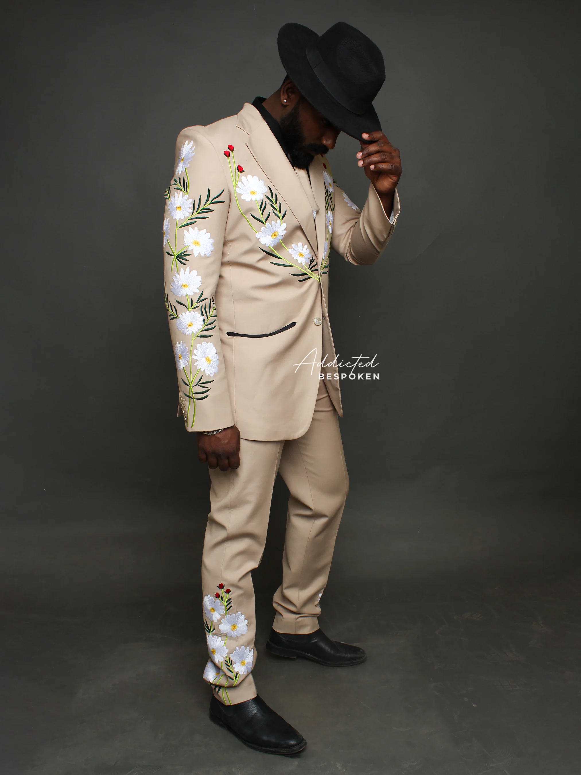 Daisy Floral Classic Suit - Image 3