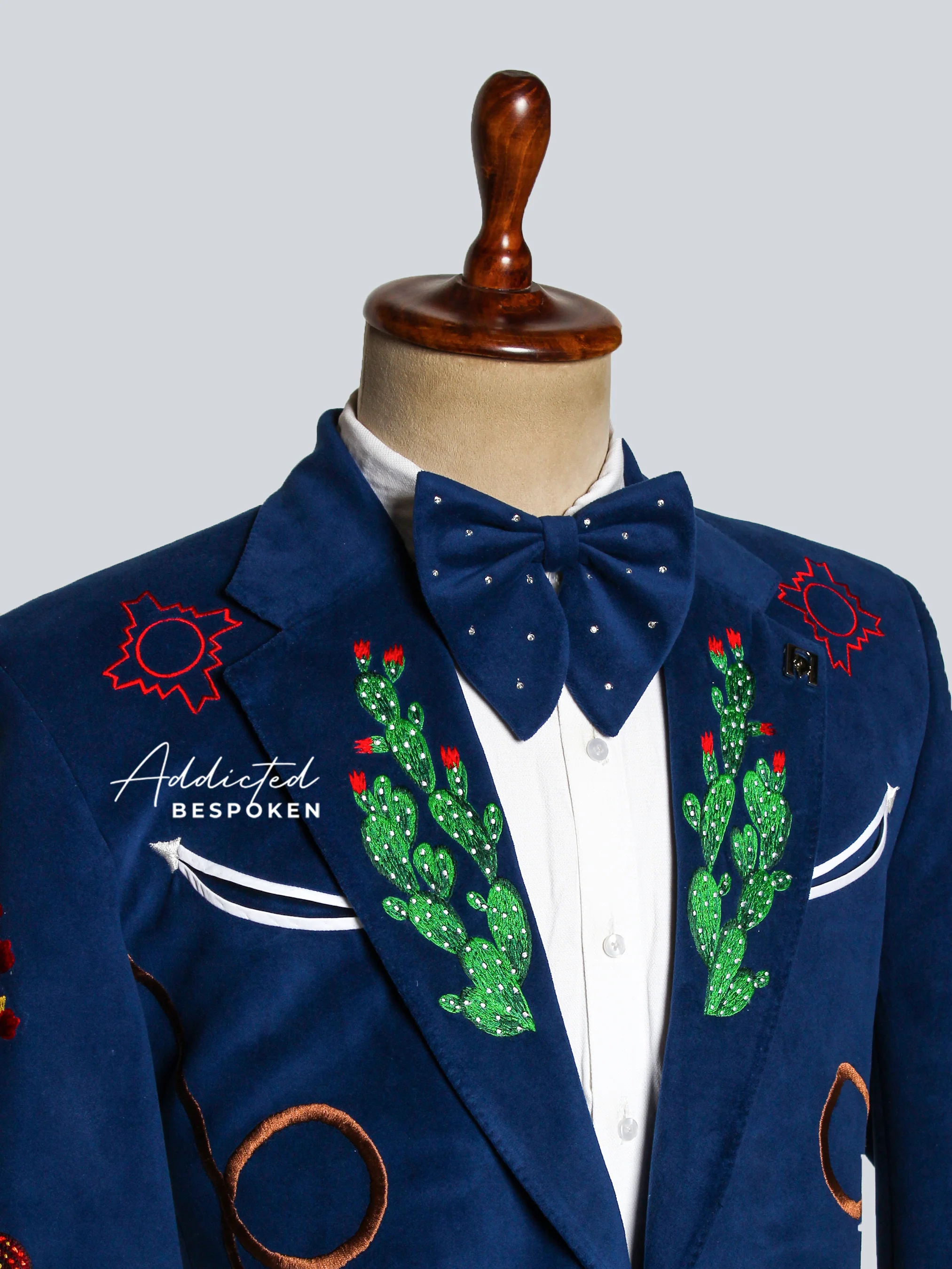 Desert-Themed Statement Embroidered Blazer - Image 3
