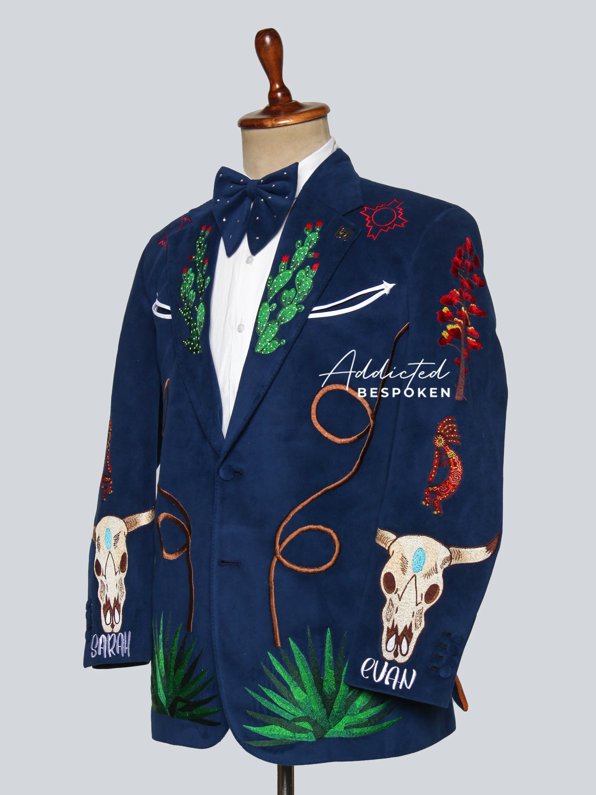 Desert-Themed Statement Embroidered Blazer - Image 5