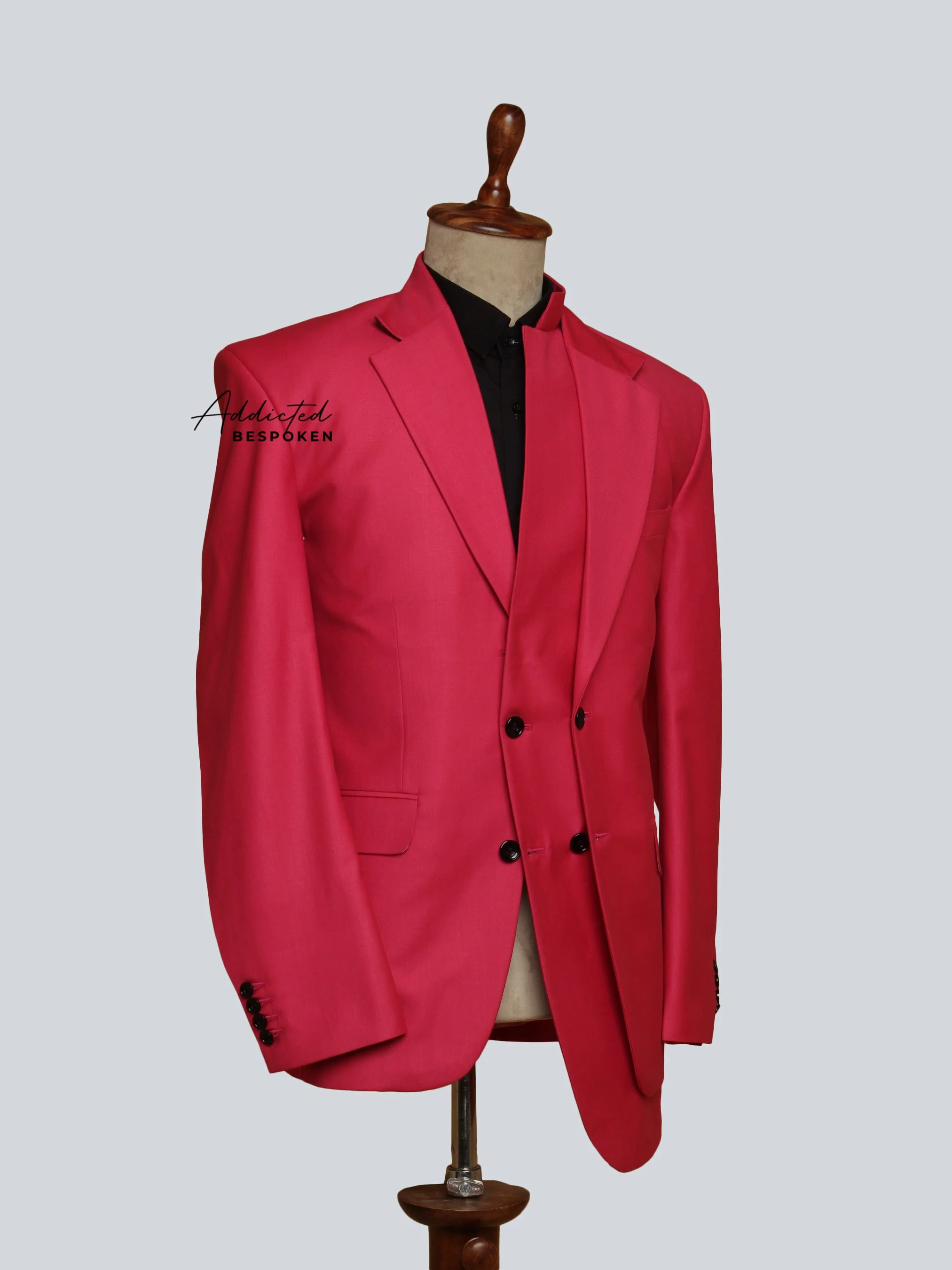Elegant Double-Breasted Suit - Image 3