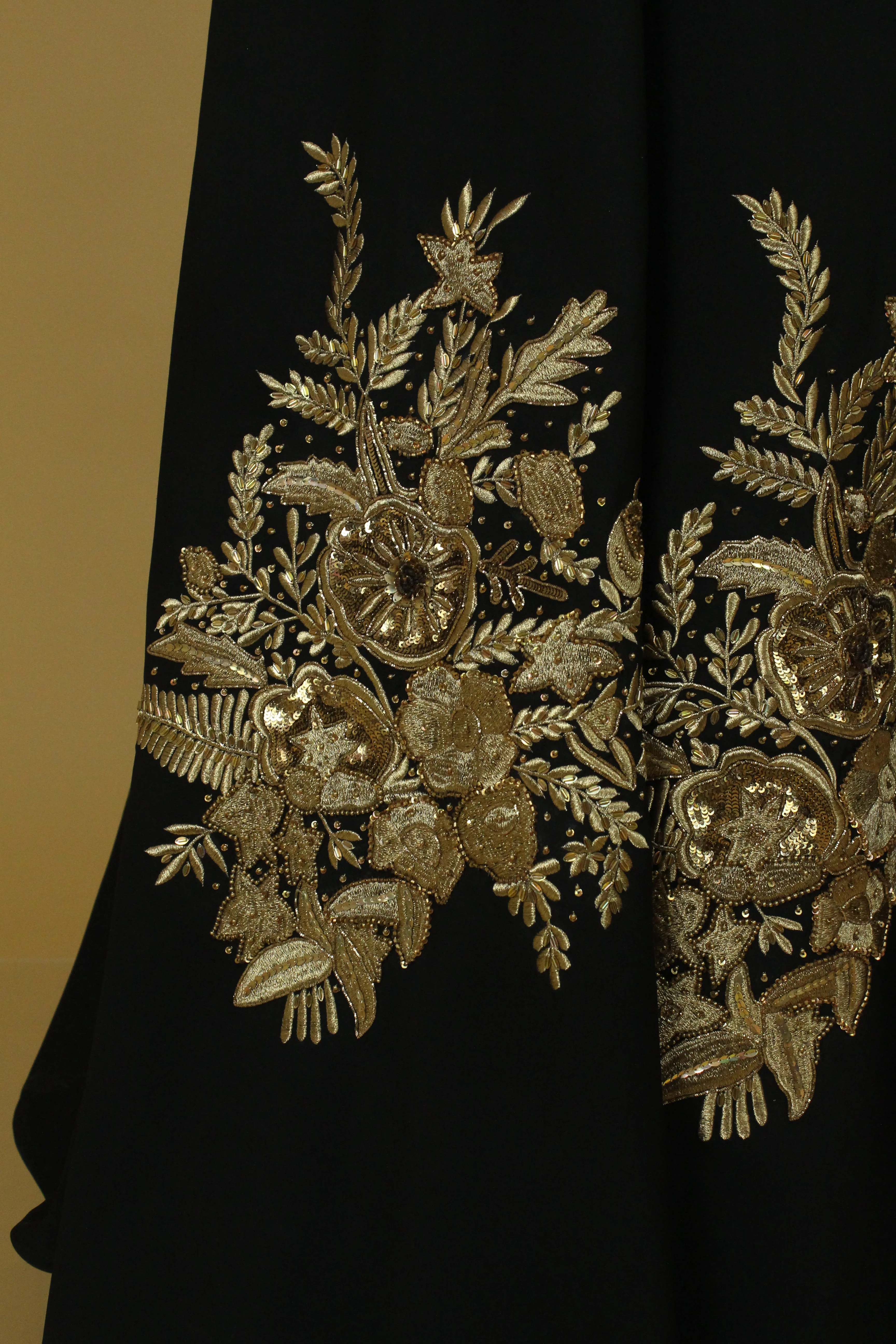 Elegant Embellished Evening Gown - Image 7
