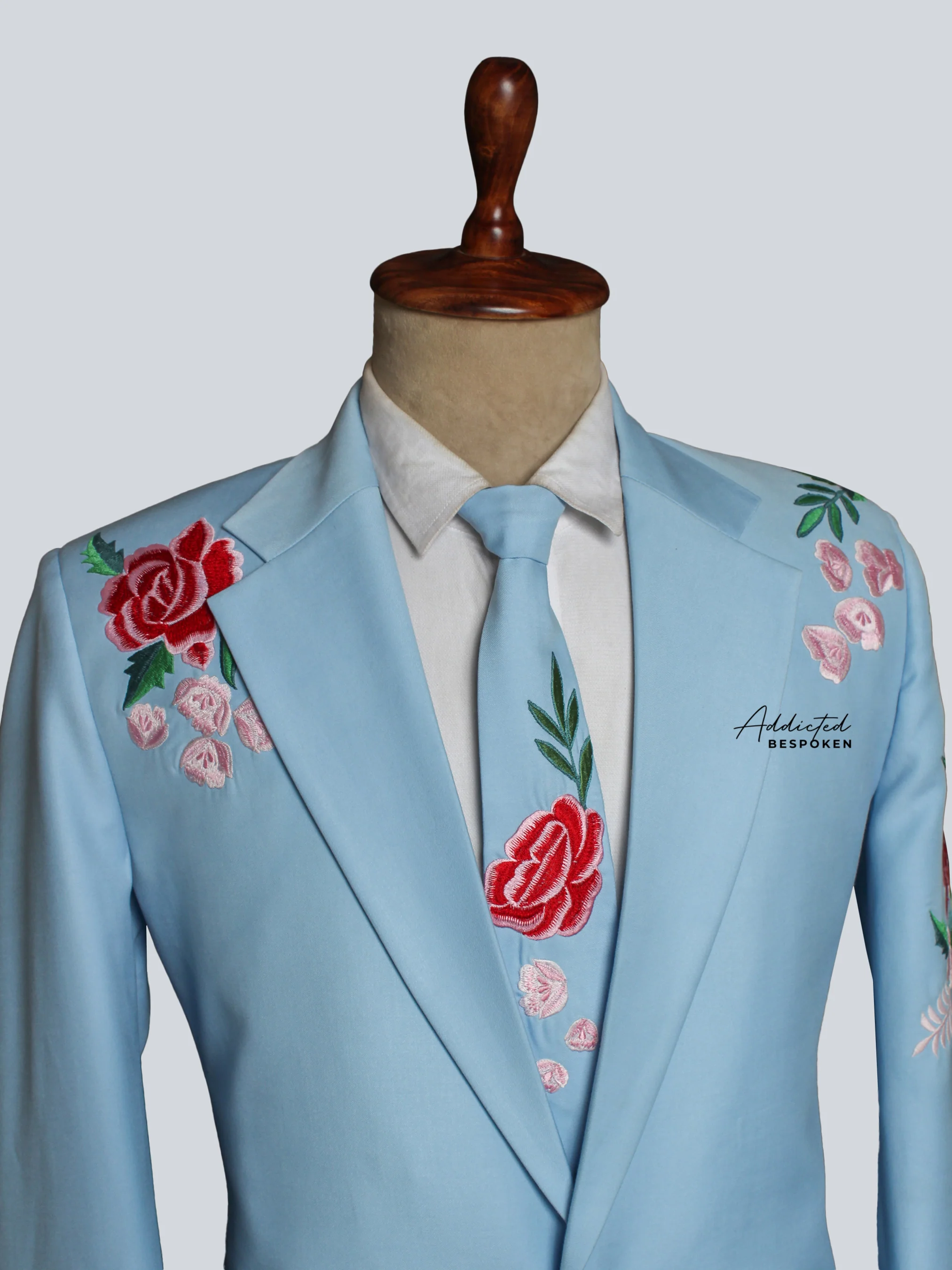 Elegant Floral Western Suit - Image 3