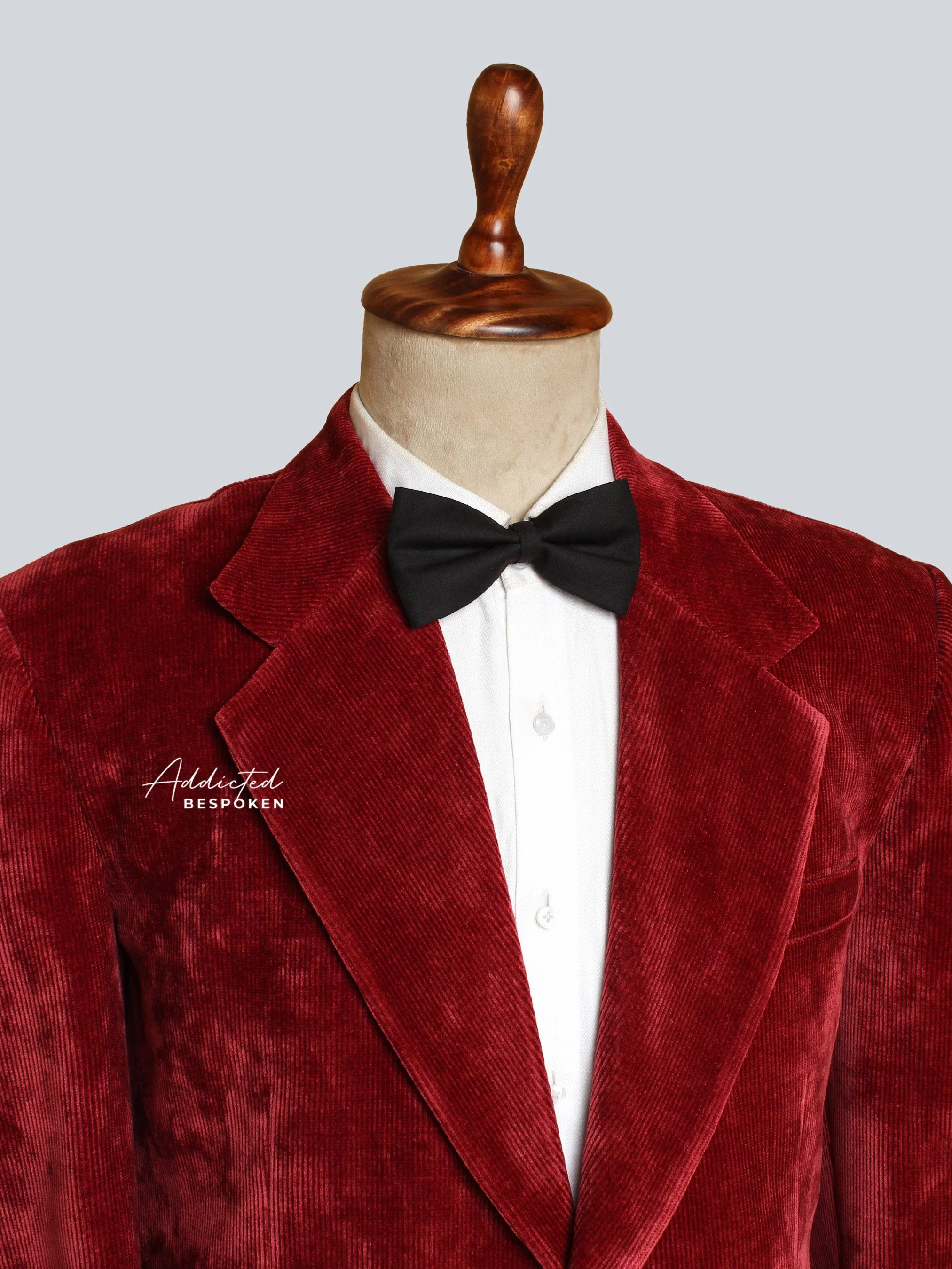 Elegant Single-Breasted Attire - Image 4