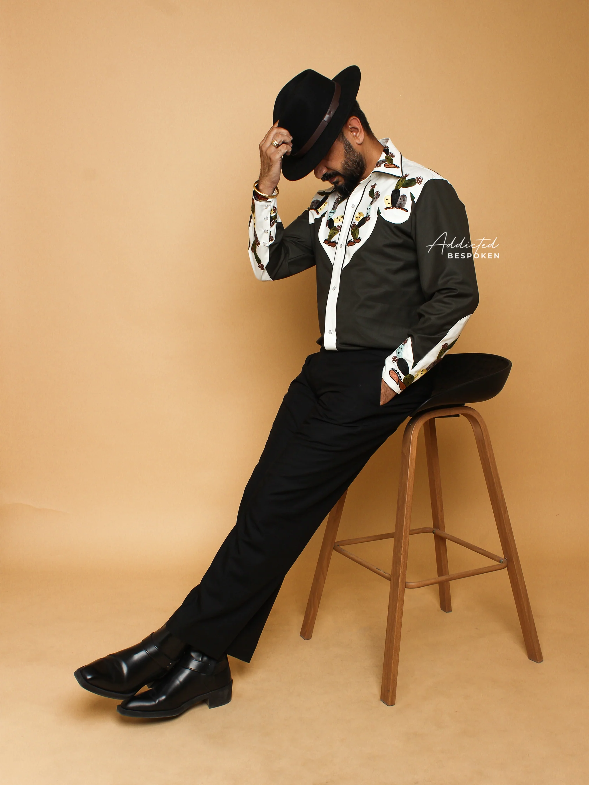 Embroidered Cactus Western Shirt - Image 12