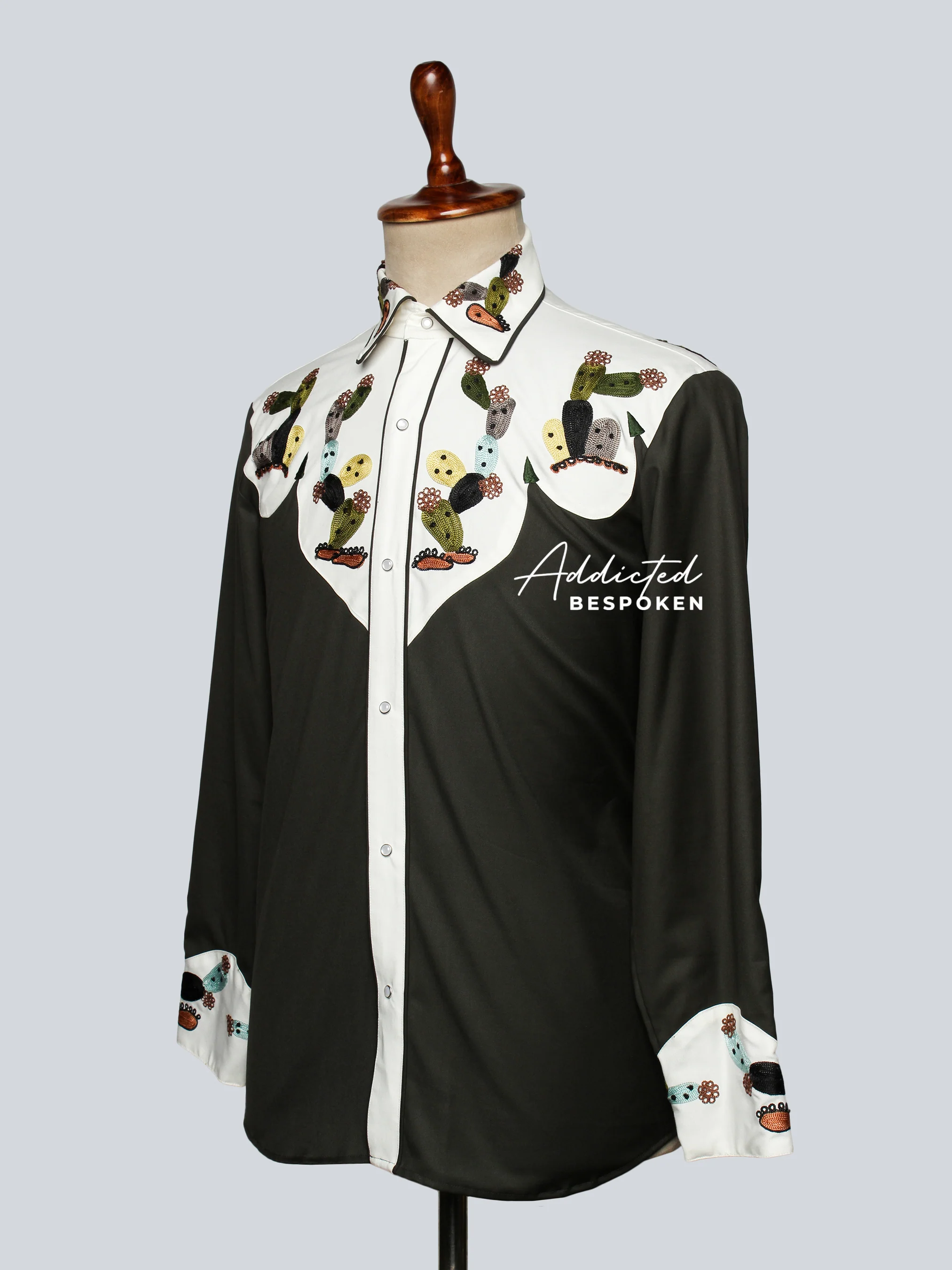 Embroidered Cactus Western Shirt - Image 4