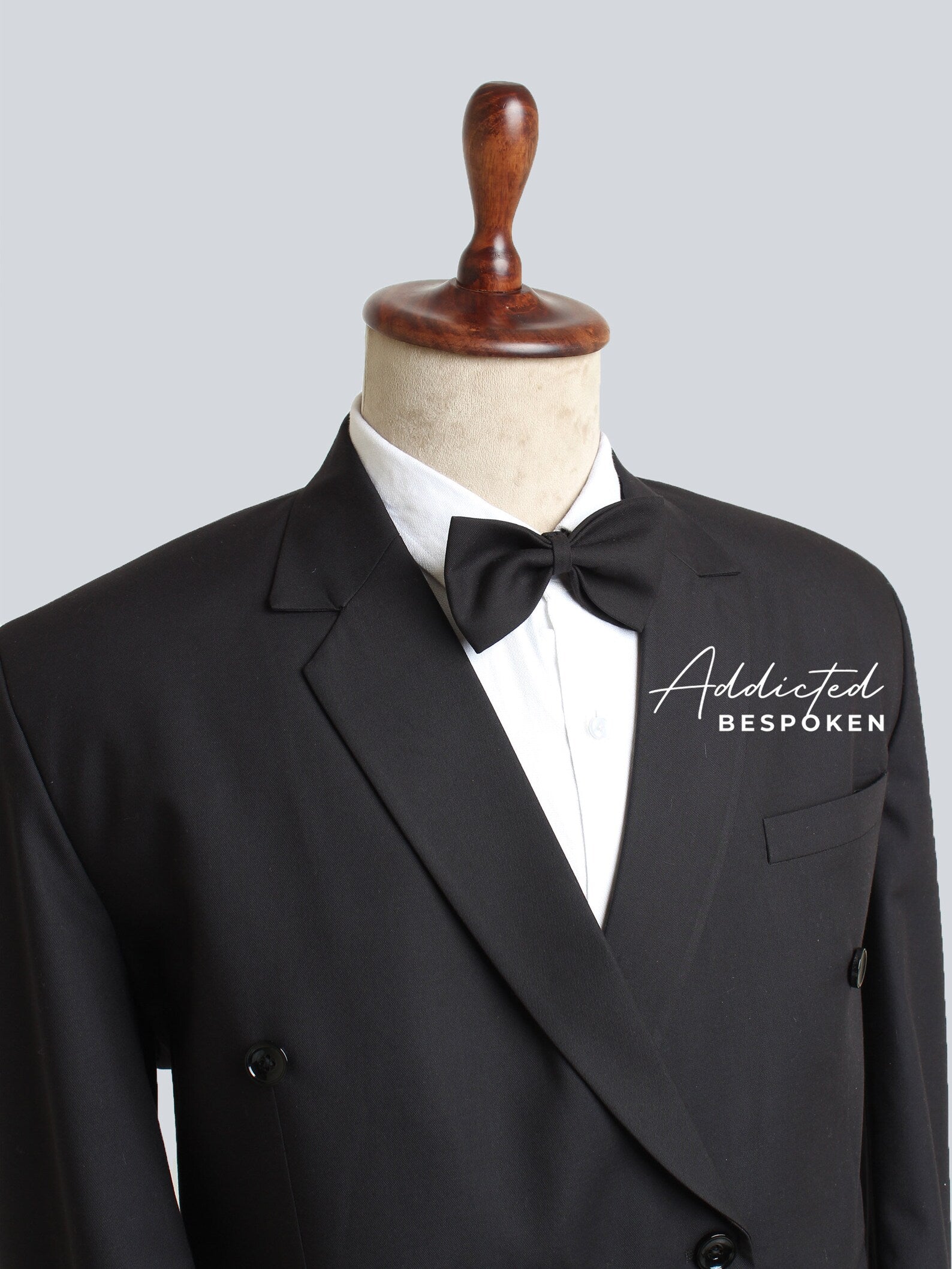Exquisite Classic Formal Suit - Image 3