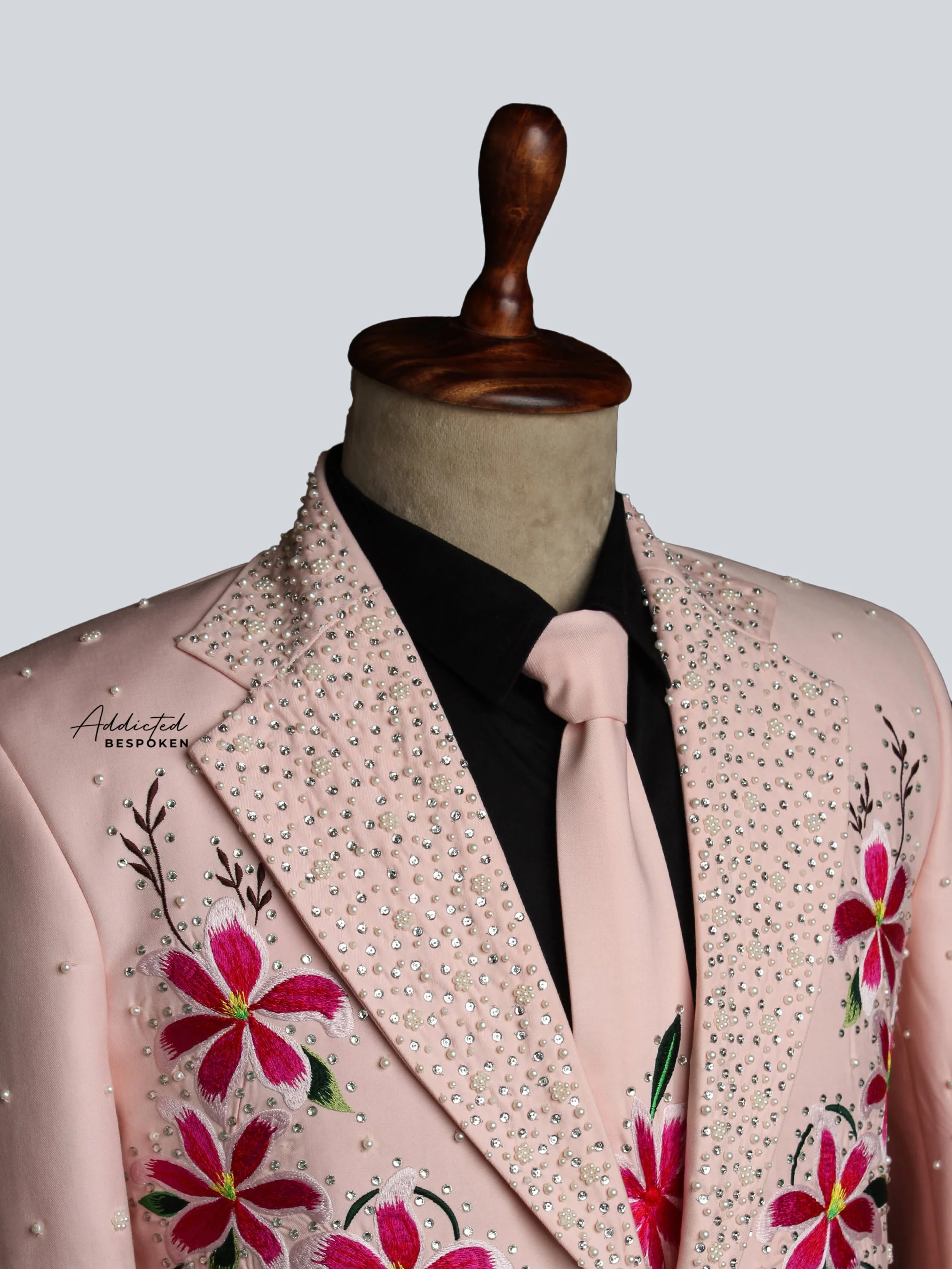 Flora & Fauna Pearl Embellished Suit - Image 5