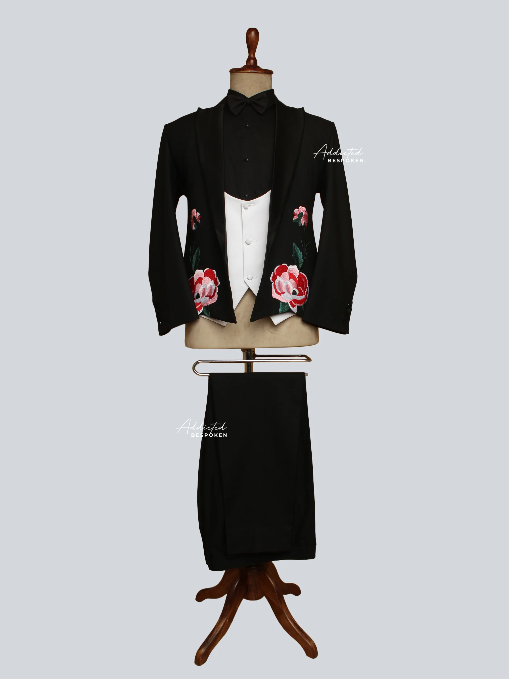 Floral Embroidered Tuxedo Suit - Image 2