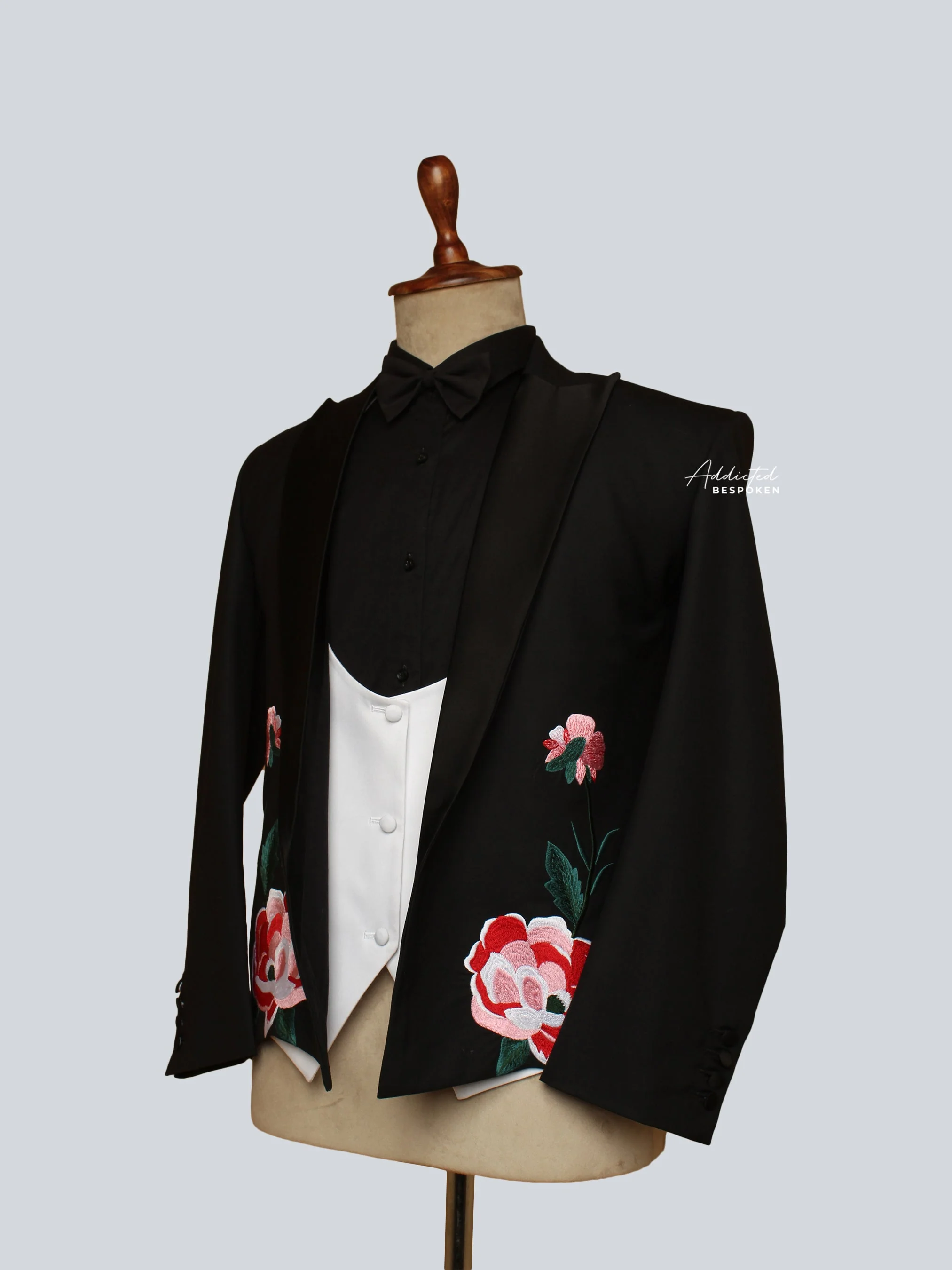 Floral Embroidered Tuxedo Suit - Image 3