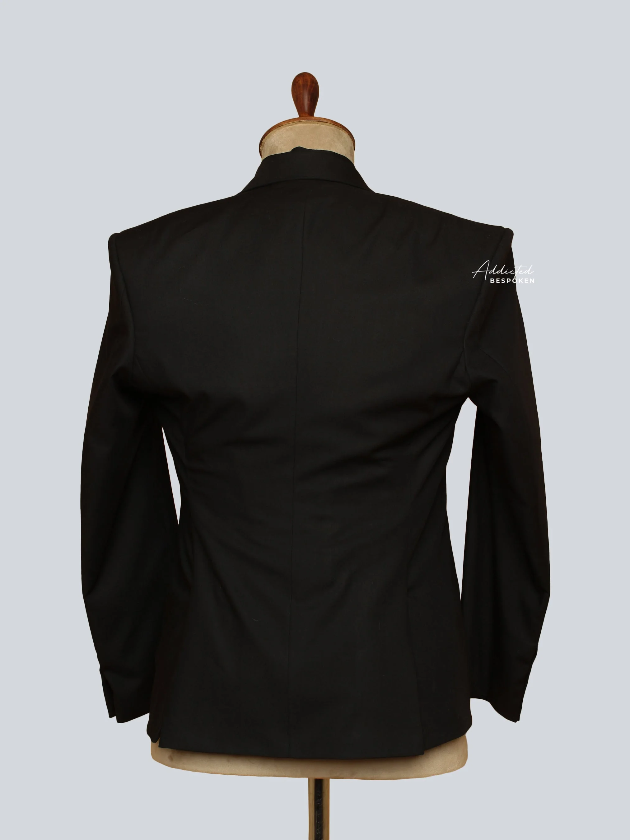 Floral Embroidered Tuxedo Suit - Image 8