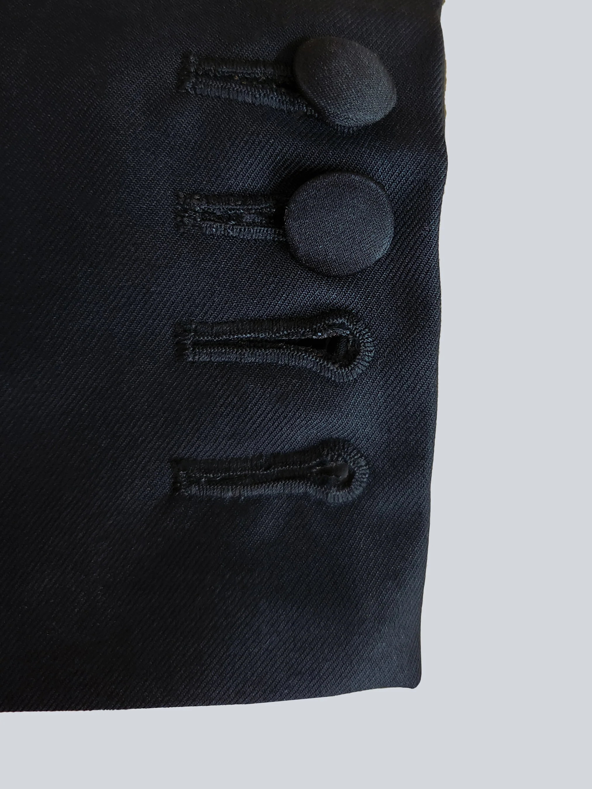 Floral Embroidered Tuxedo Suit - Image 9