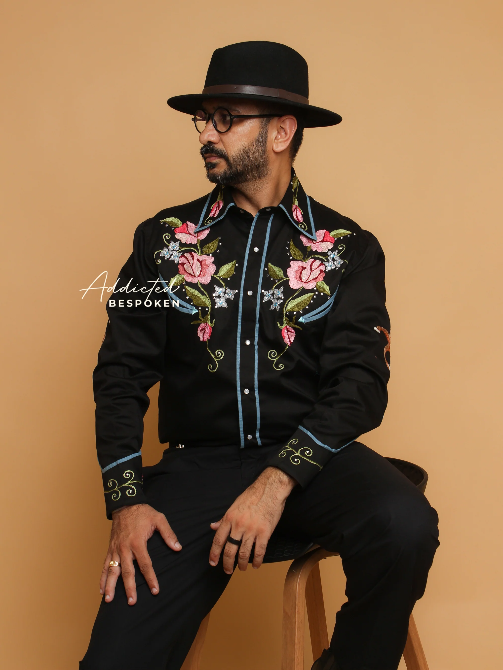 Floral & Horse Design Embroidered Shirt