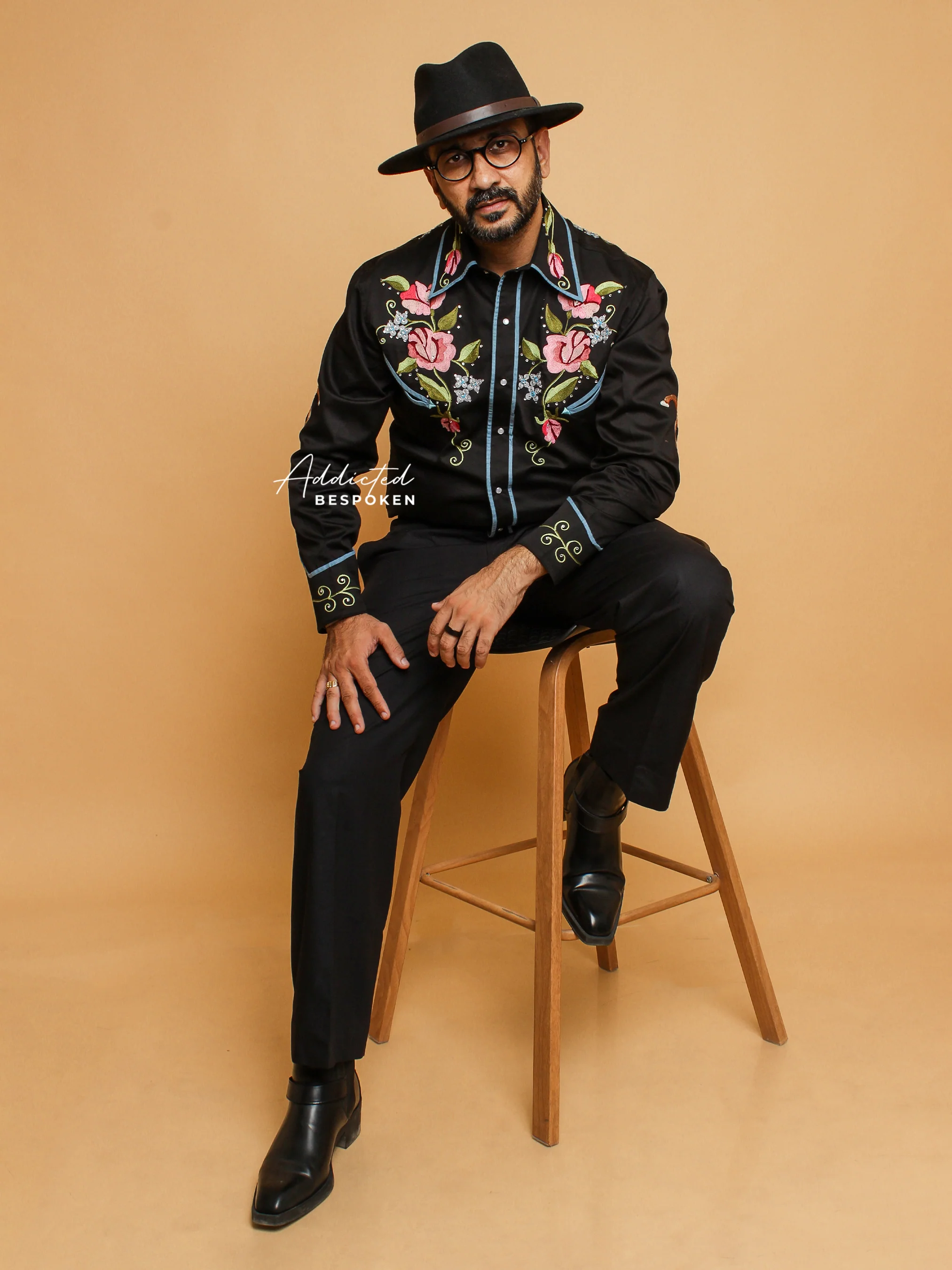Floral & Horse Design Embroidered Shirt - Image 3