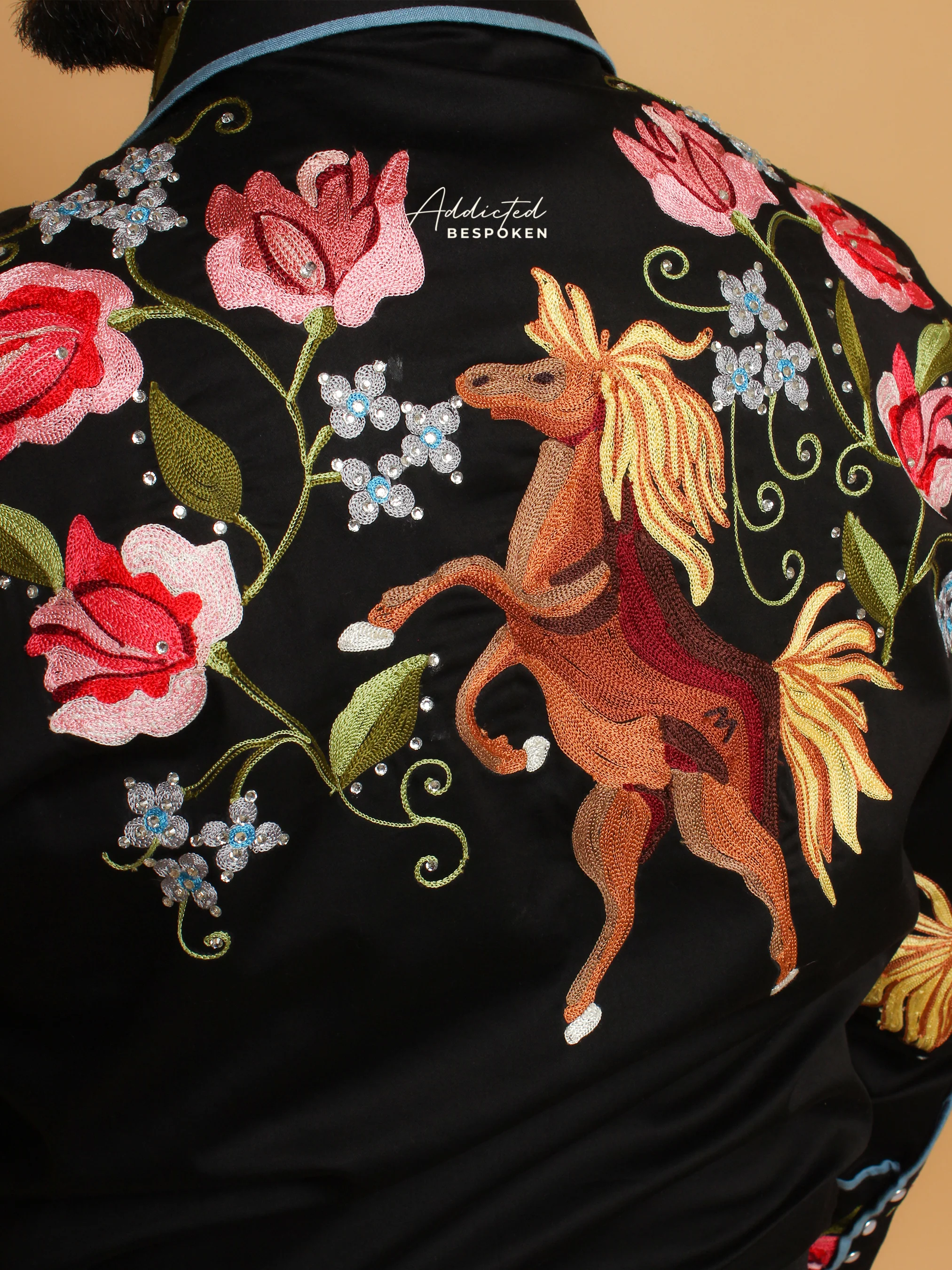 Floral & Horse Design Embroidered Shirt - Image 6