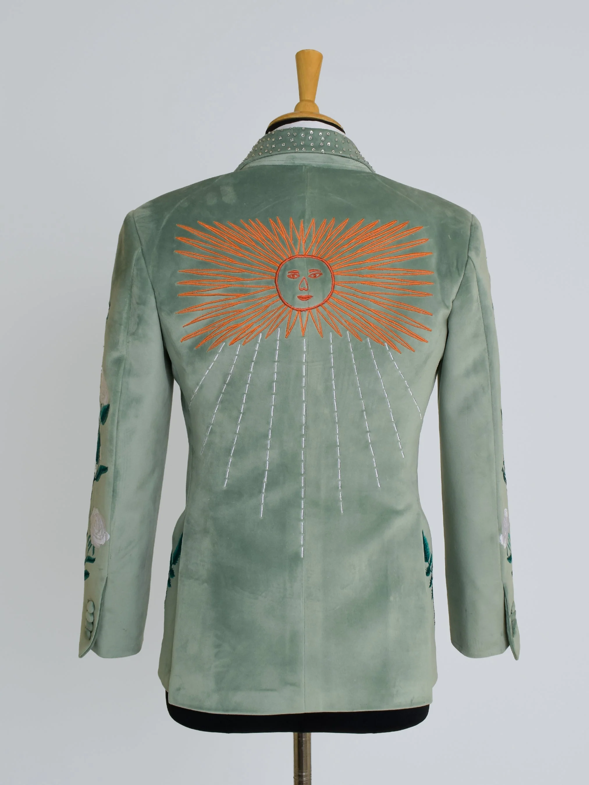 Floret Western Wedding Suit - Image 11