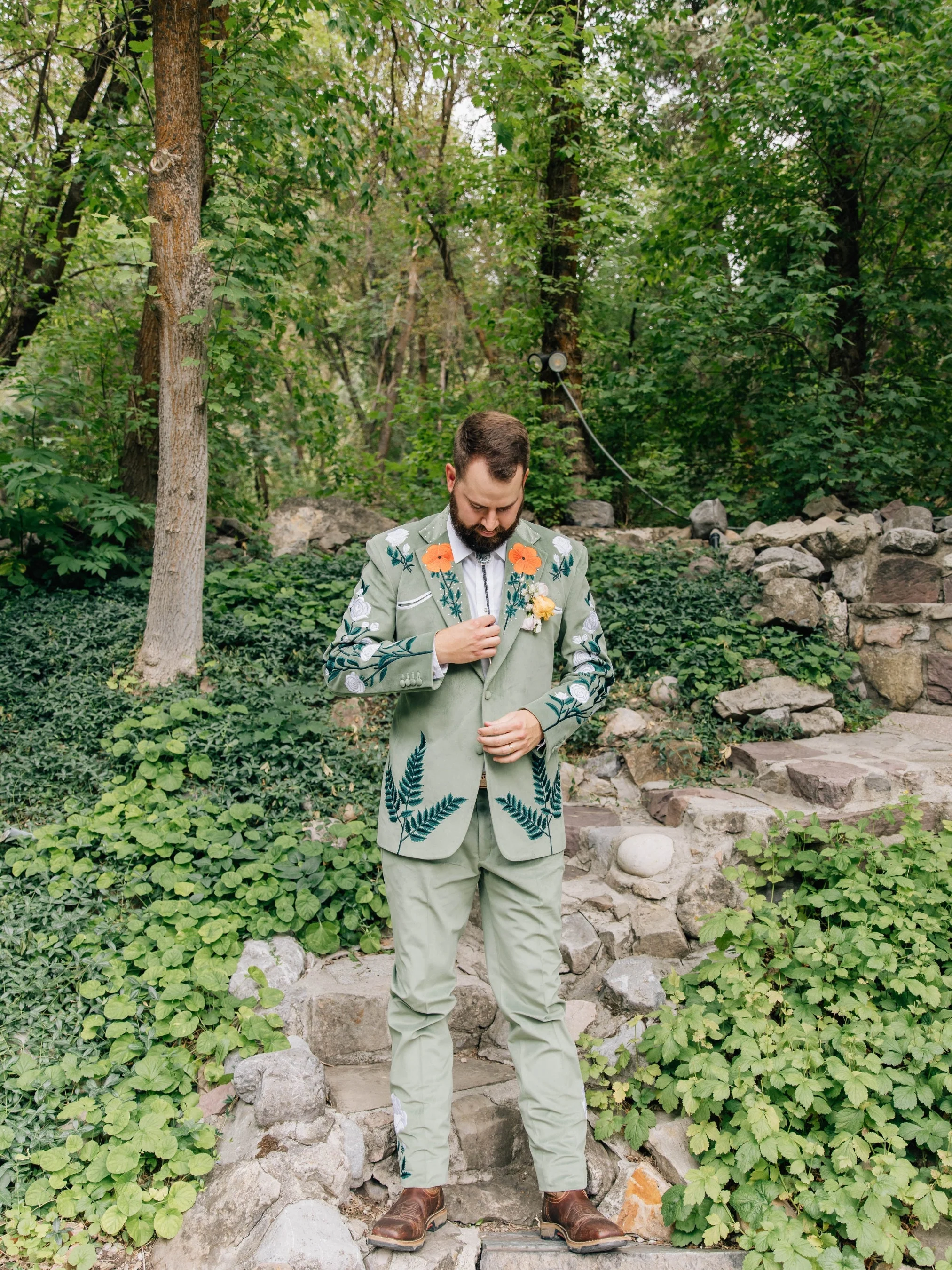 Floret Western Wedding Suit - Image 3