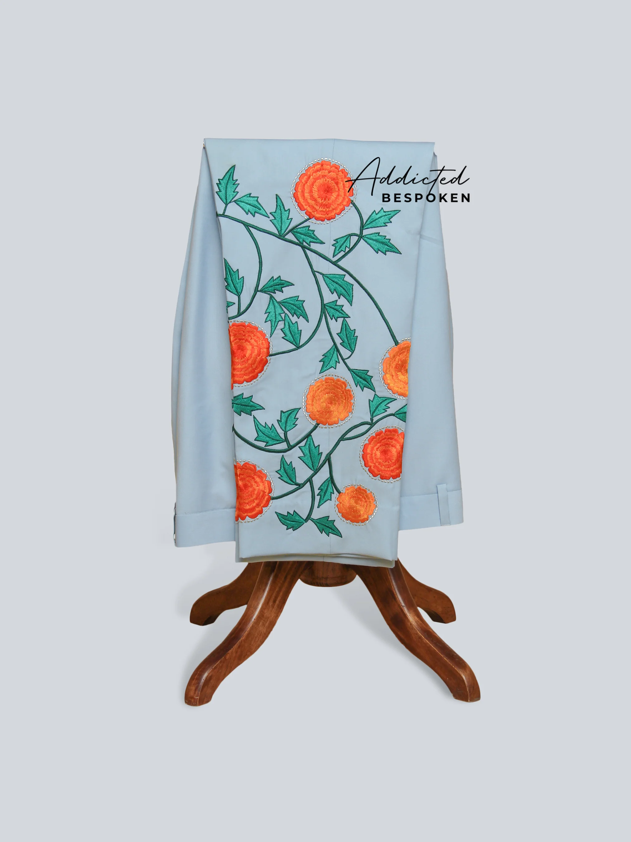 Floristic Embroidered Suit - Image 10