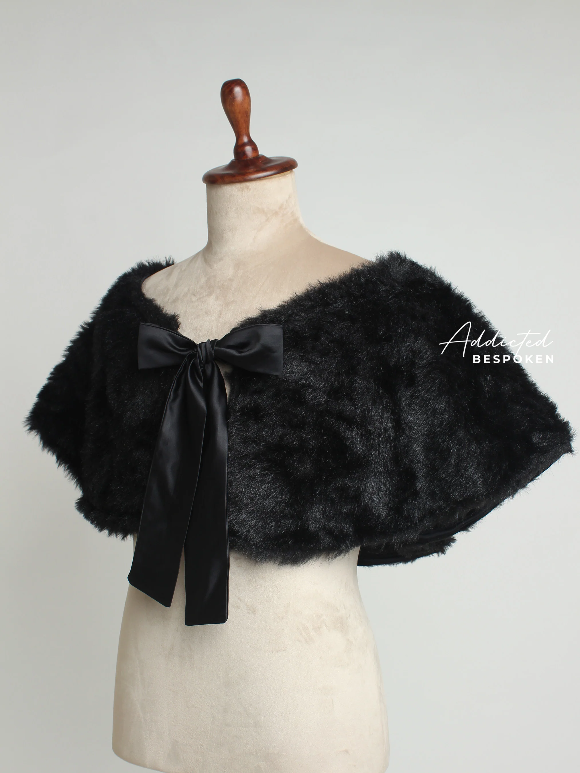 Glamorous Cocktail Cape - Image 2