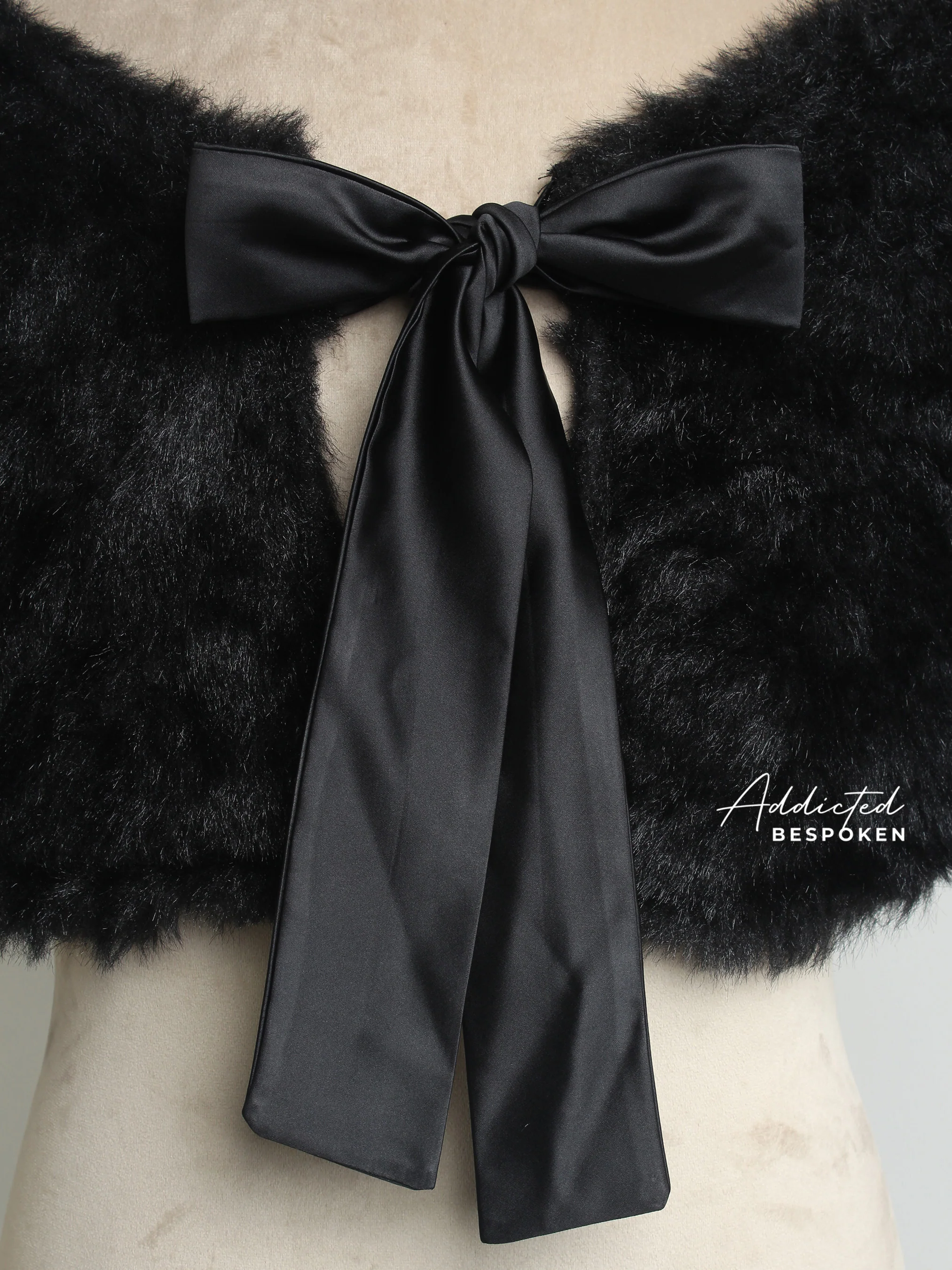 Glamorous Cocktail Cape - Image 3