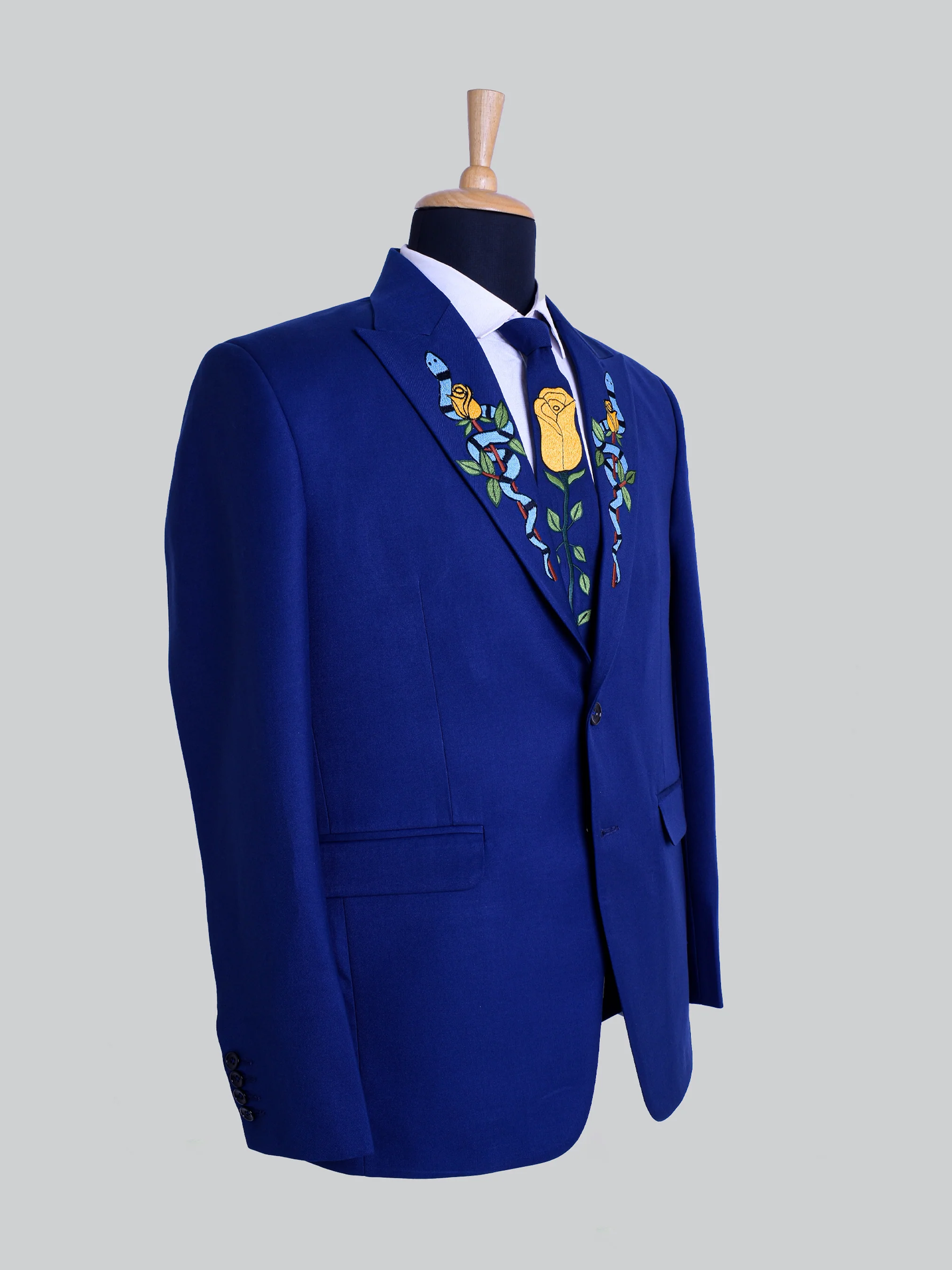 Golden Rose Serpent Apparel - Image 3