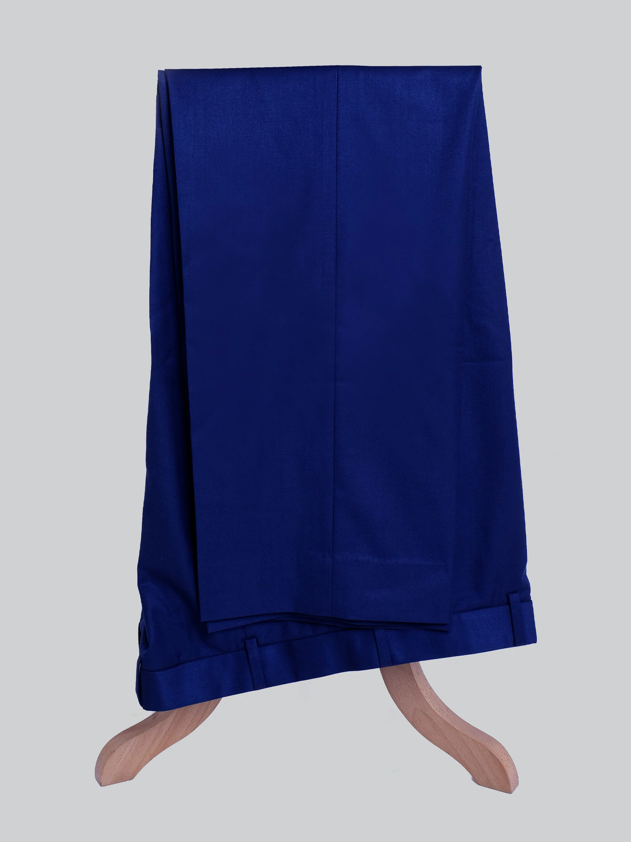 Golden Rose Serpent Apparel - Image 6
