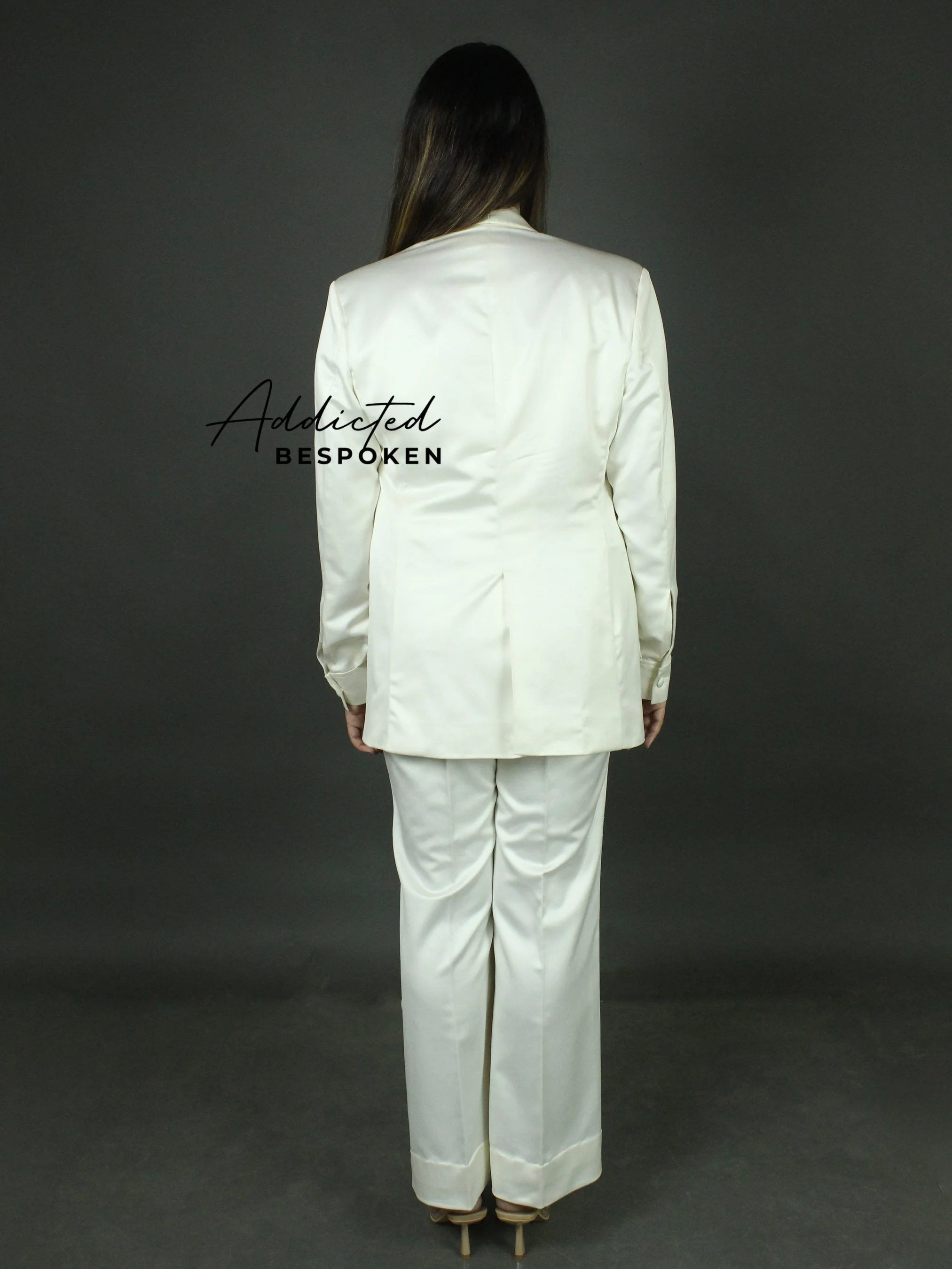 Graceful Prestige Suit (CLS) - Image 5