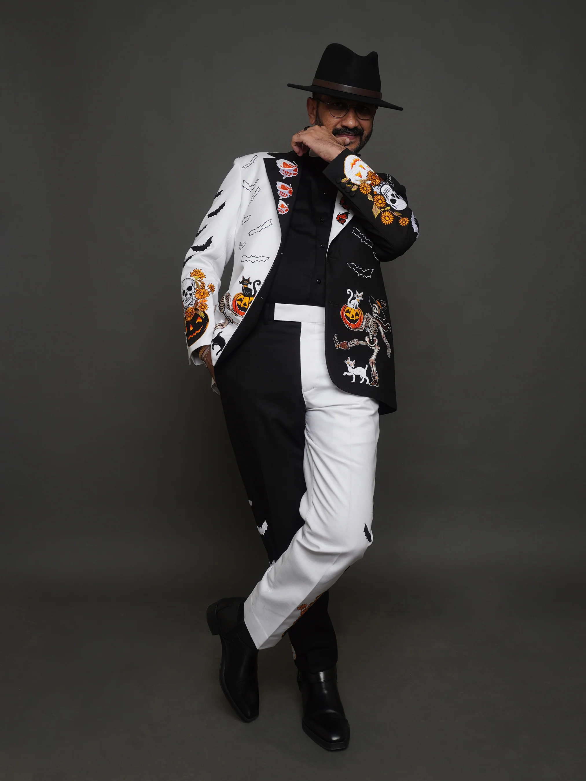 Halloween Party Suit (CLS) - Image 7