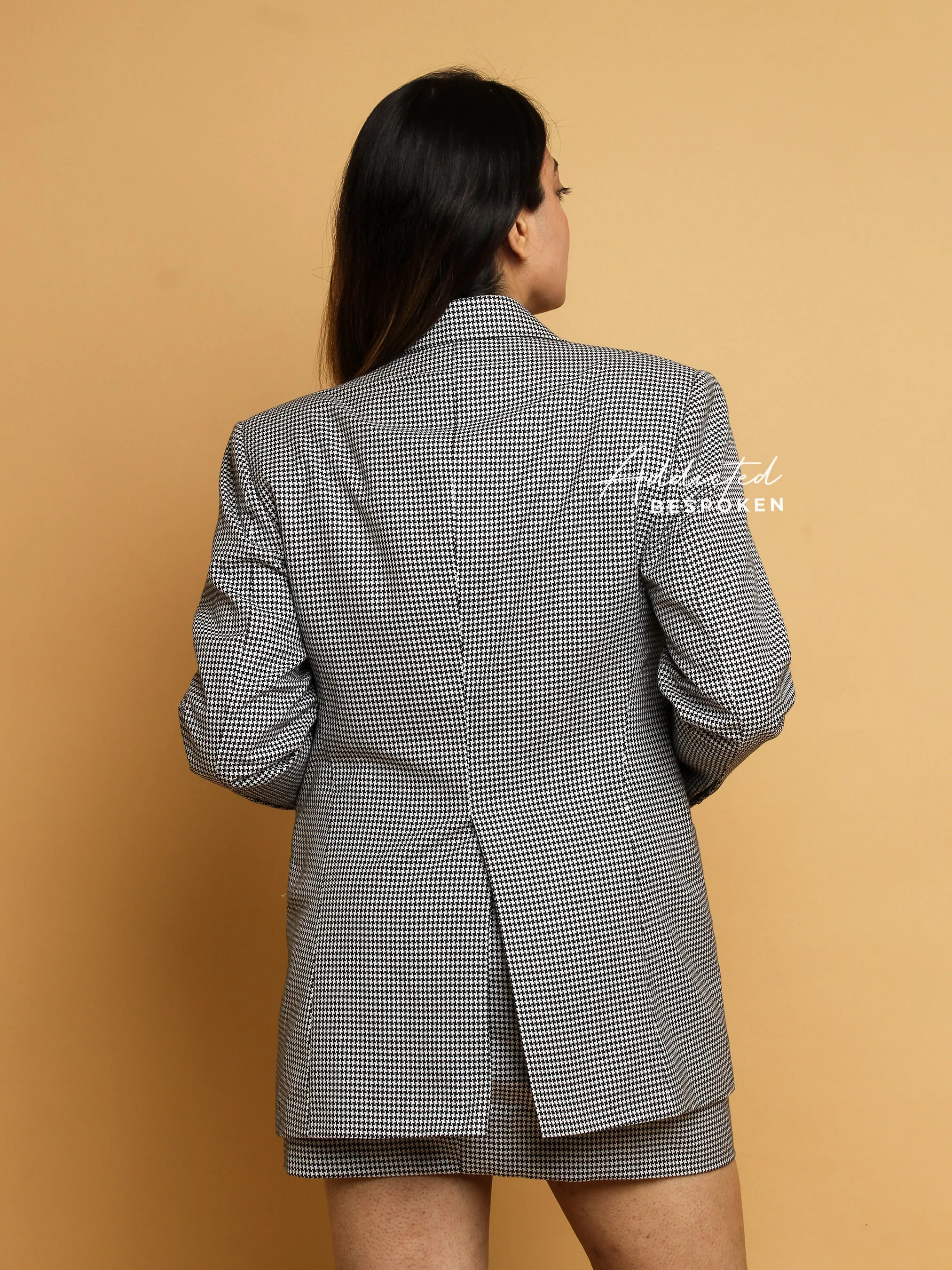 Houndstooth Elegant Outfit (CLS) - Image 5