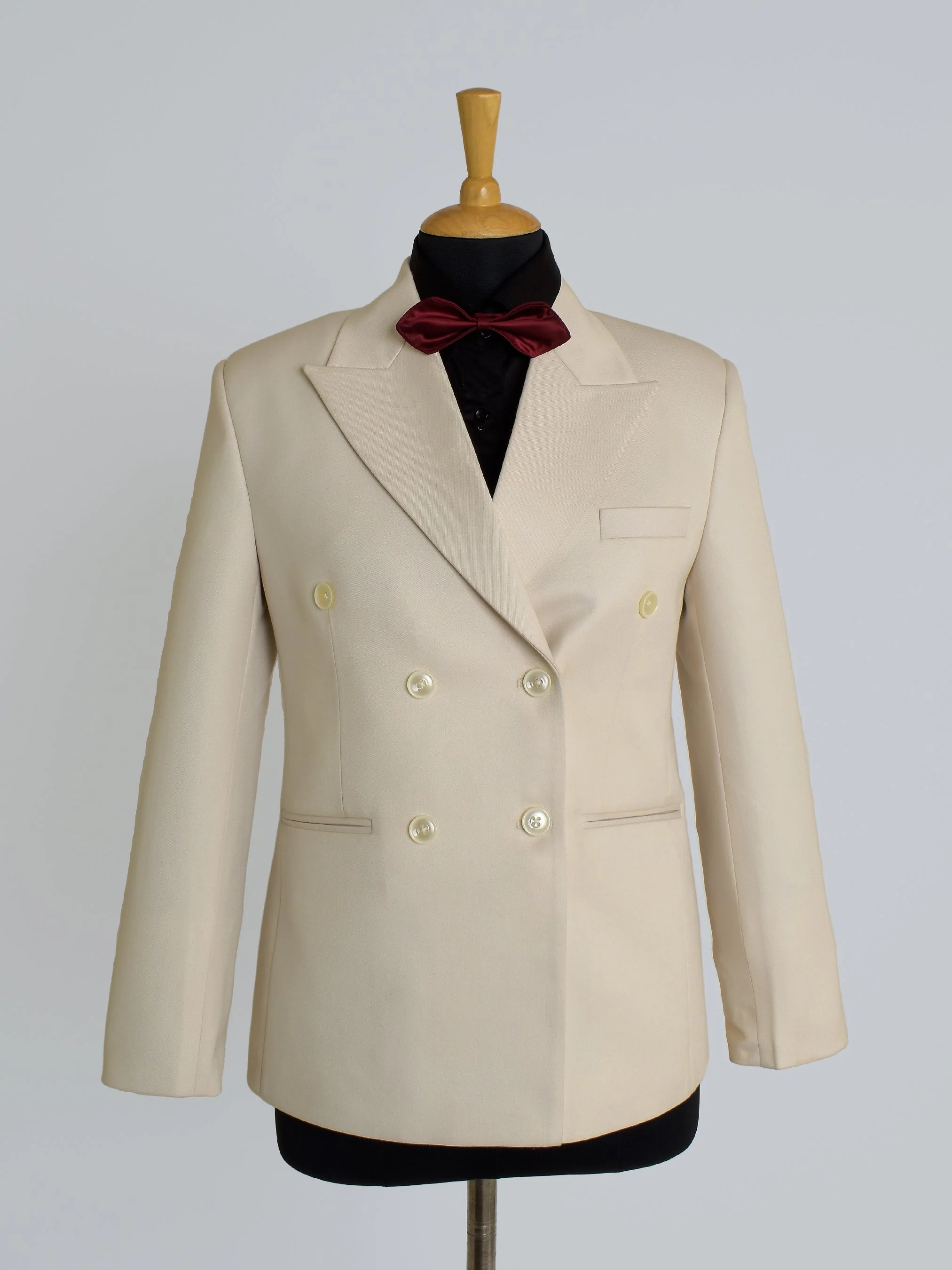 Ivory Double-Breasted Classic Suit - Image 2