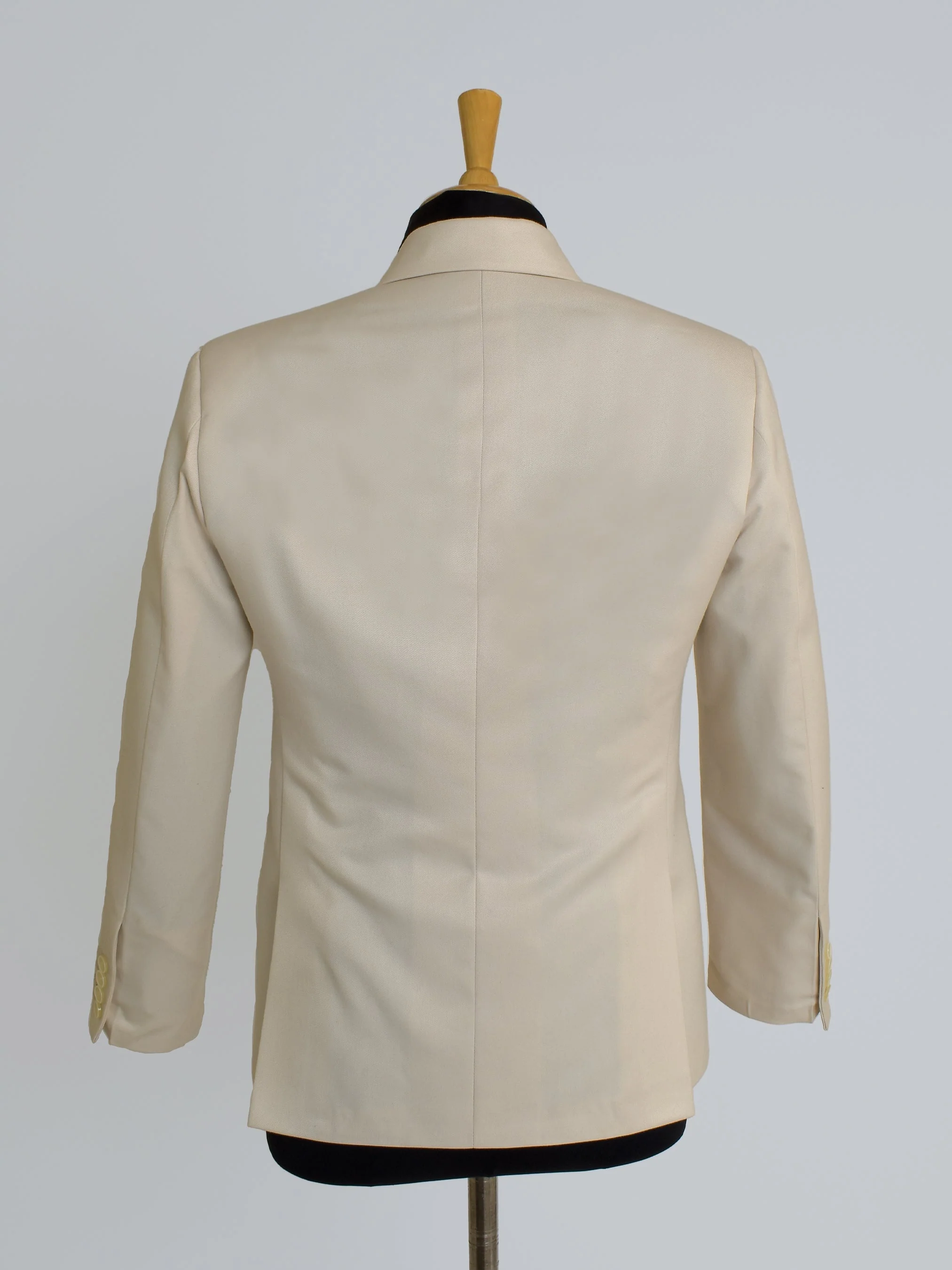 Ivory Double-Breasted Classic Suit - Image 5
