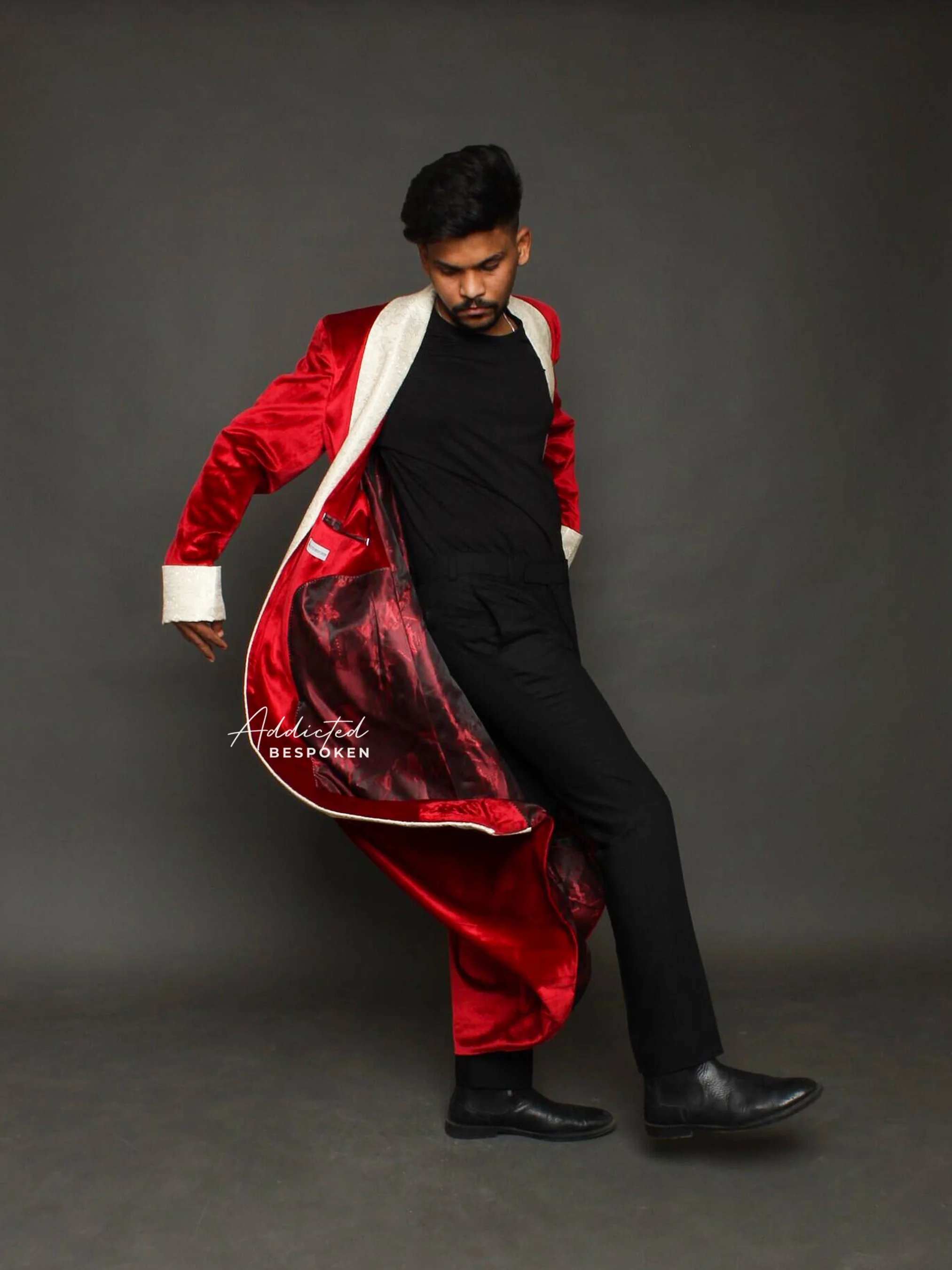 Majestic Royal Cloak - Image 3