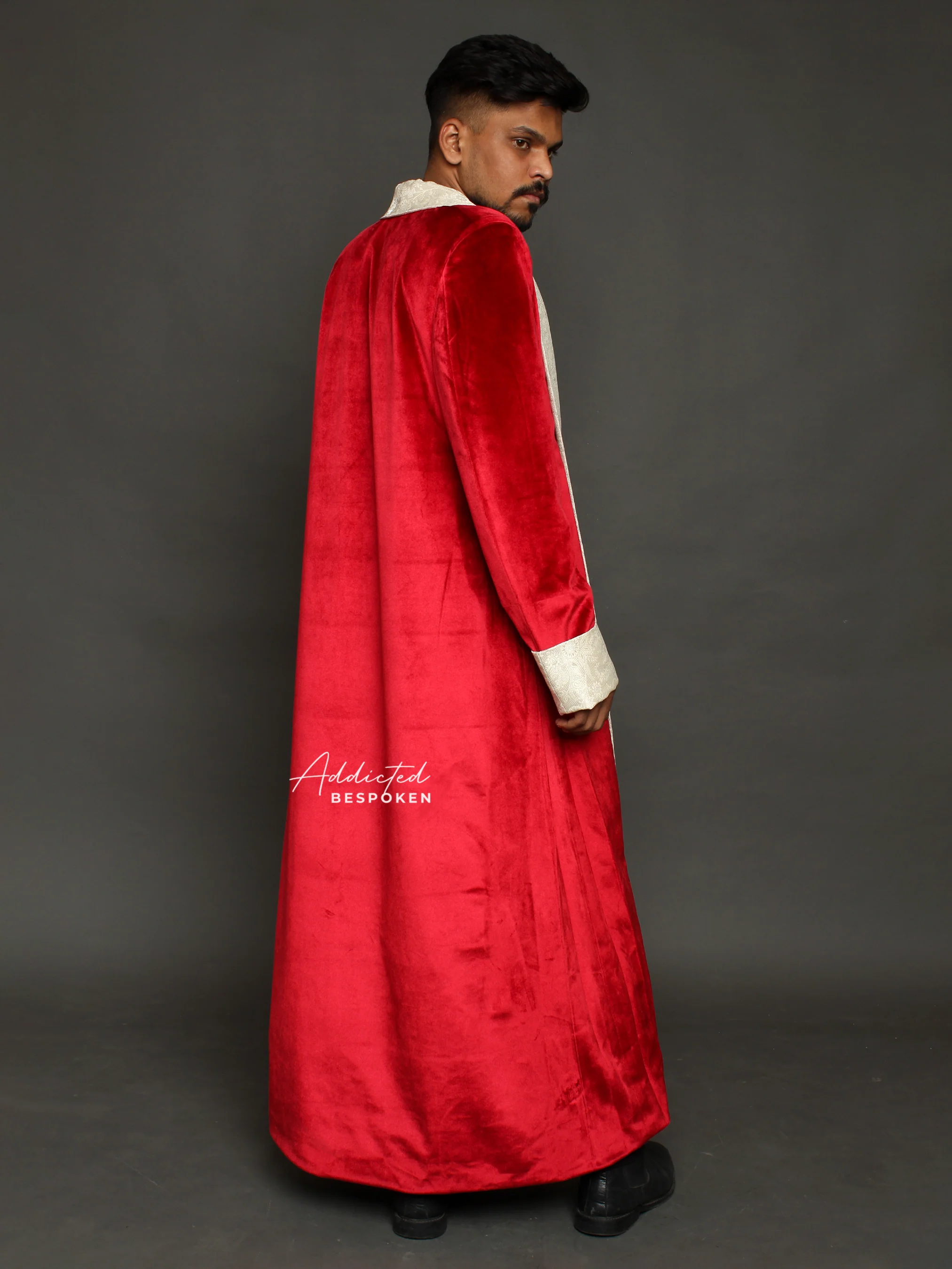 Majestic Royal Cloak - Image 5