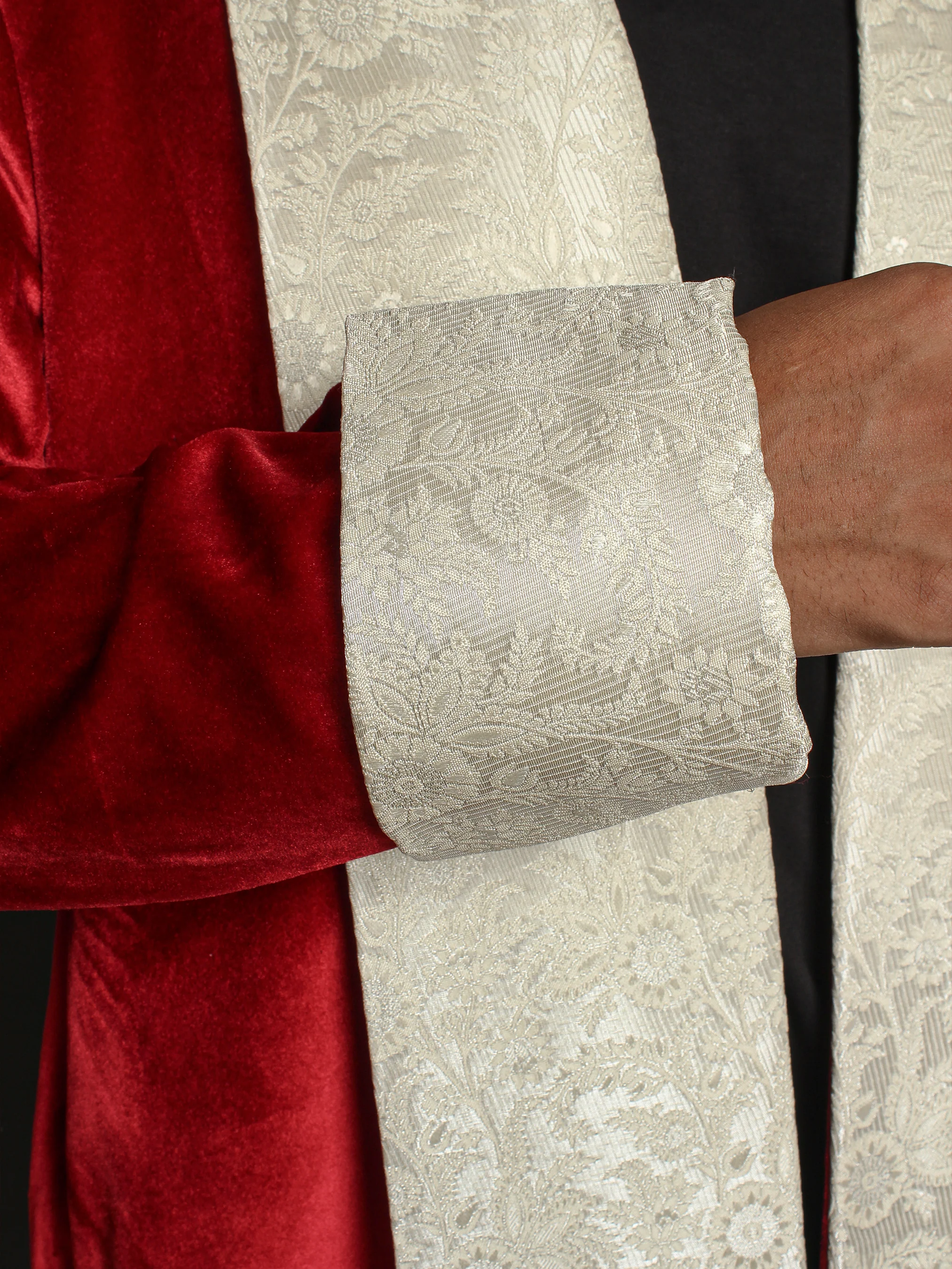 Majestic Royal Cloak - Image 6