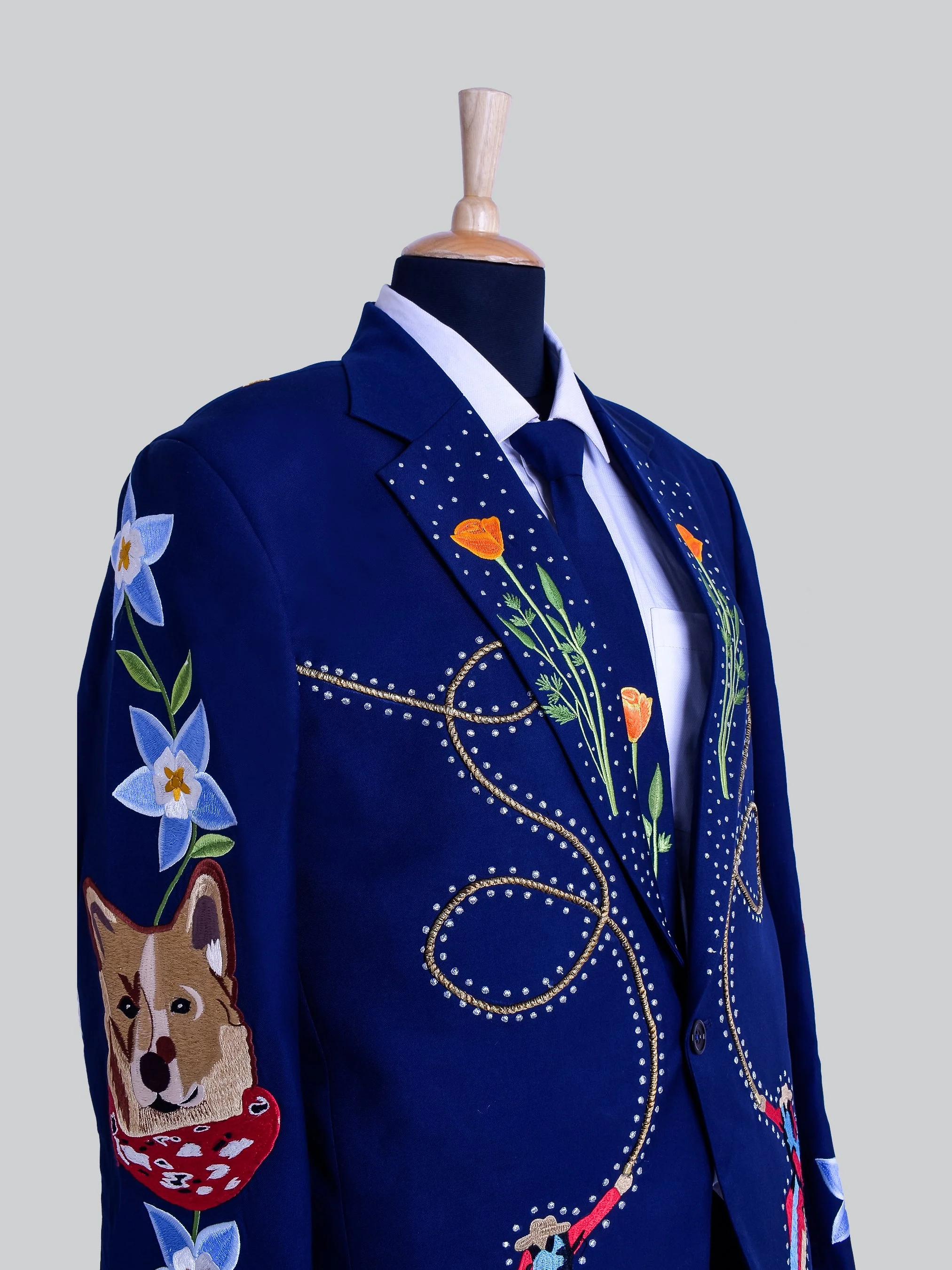 Marine Life Floral Attire - Image 7