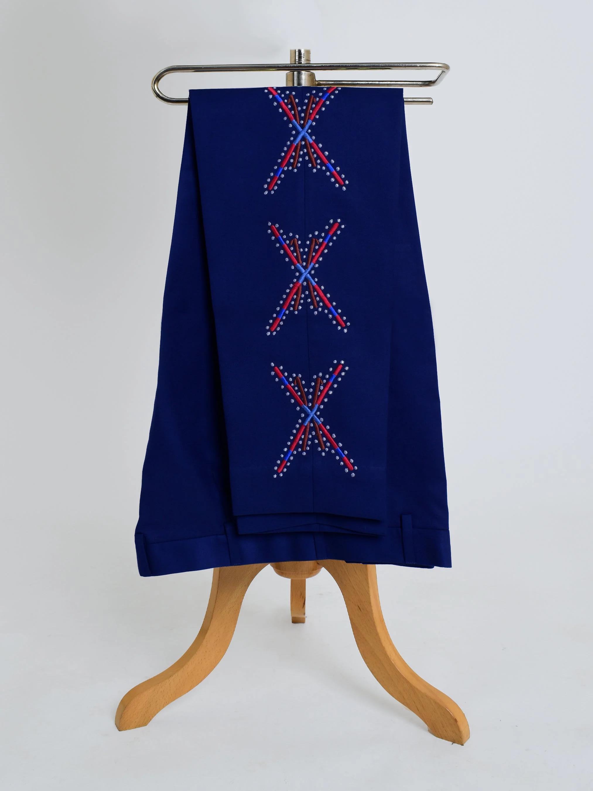 Marine Life Floral Attire - Image 9