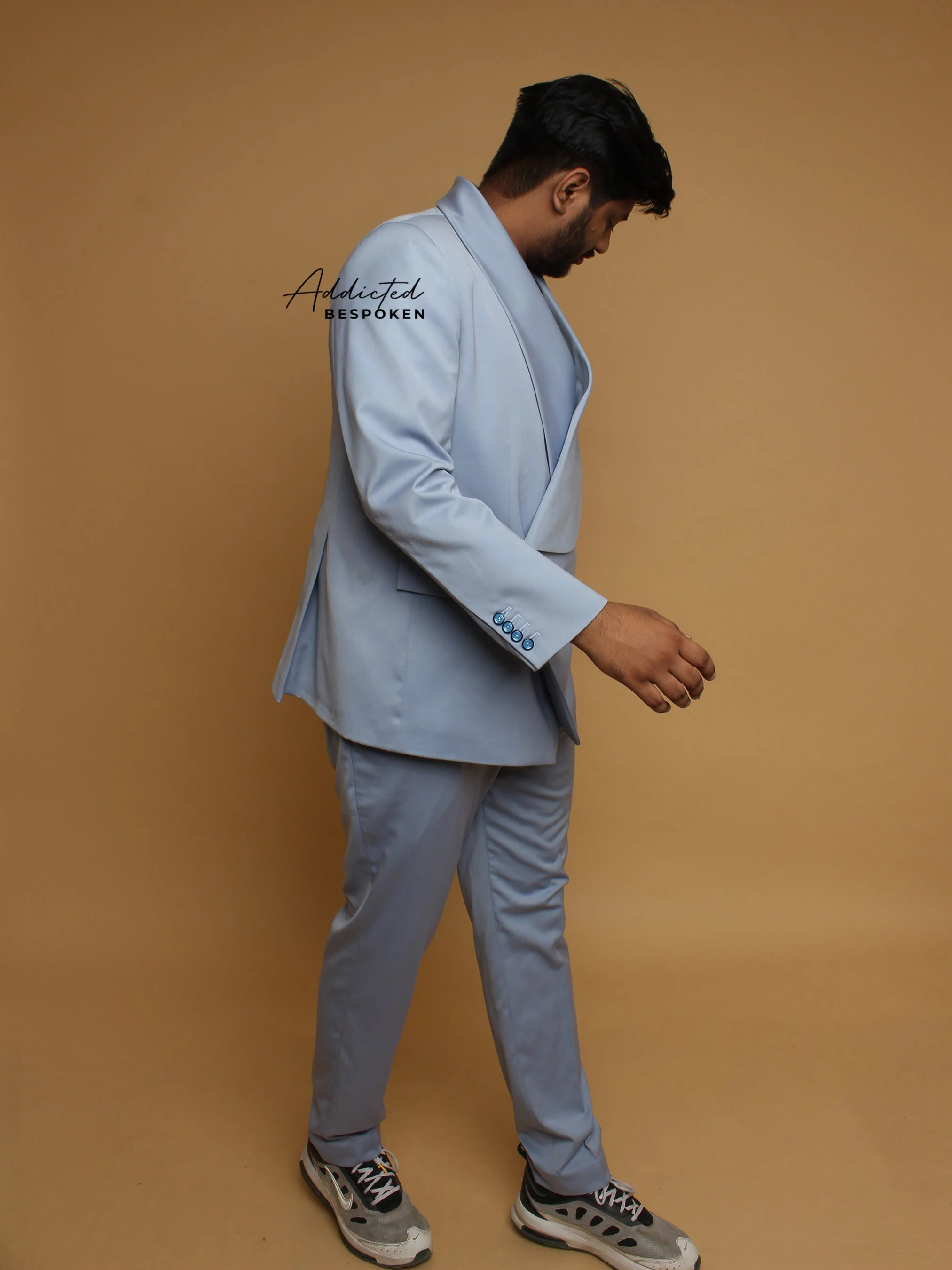 Modern Overlap Blazer Suit - Image 4