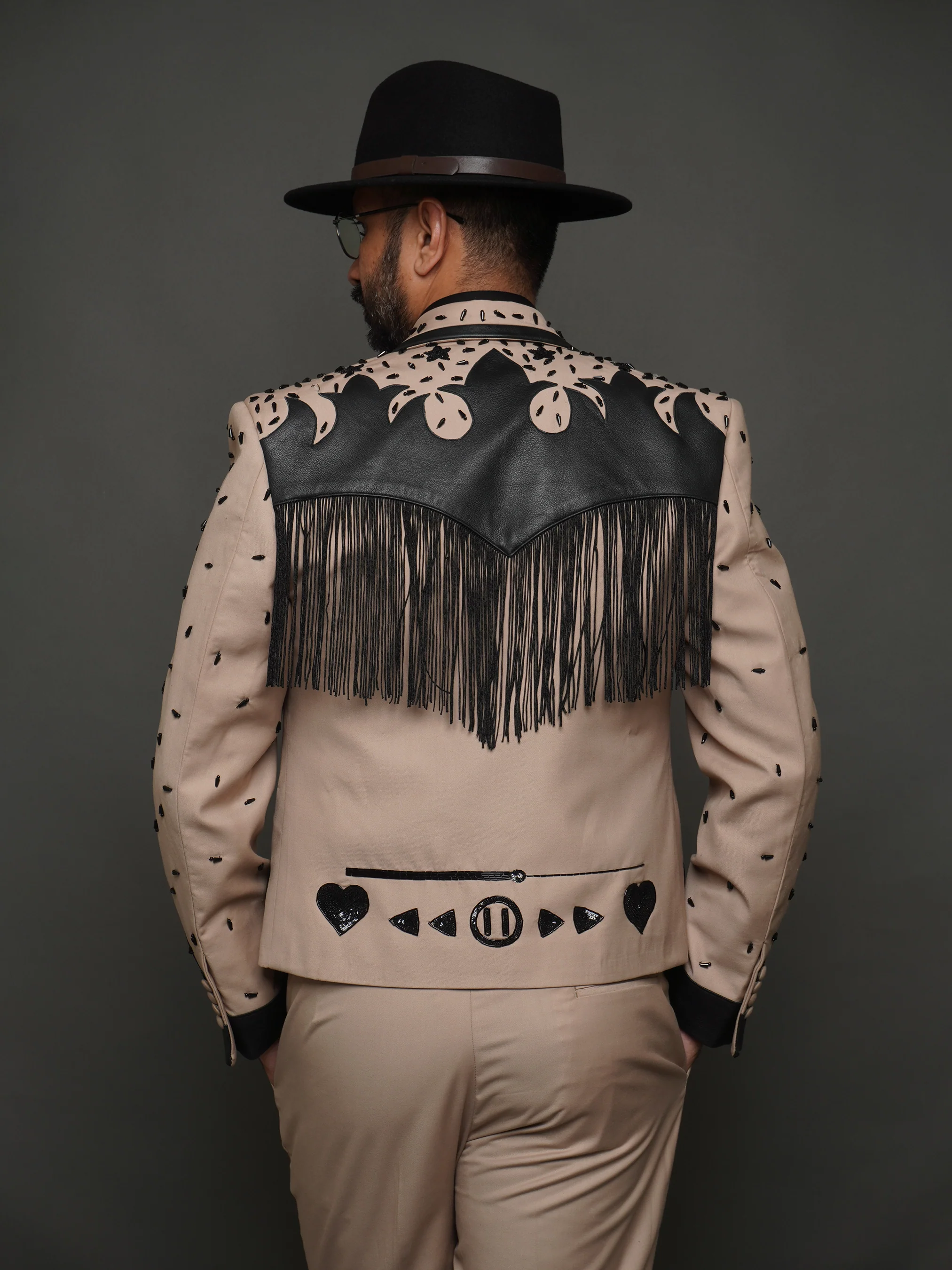 Modern Western Ensemble (CLS) - Image 2